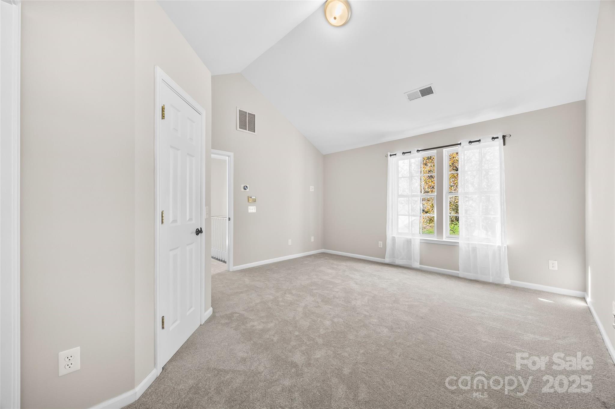 6631 Harburn Forest Drive Property Photo 18
