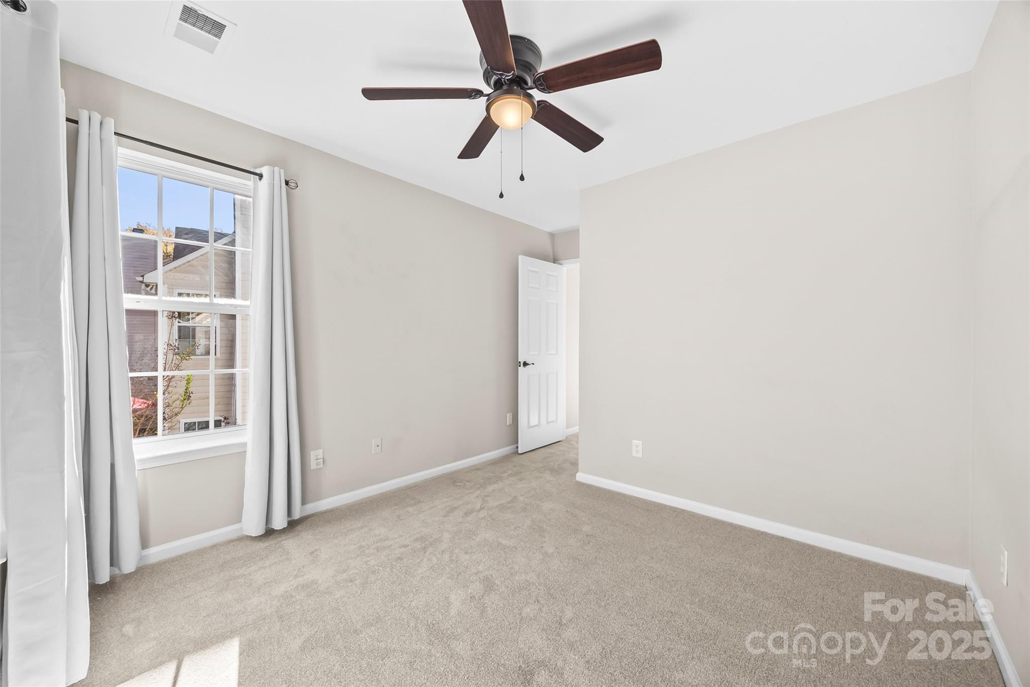 6631 Harburn Forest Drive Property Photo 23