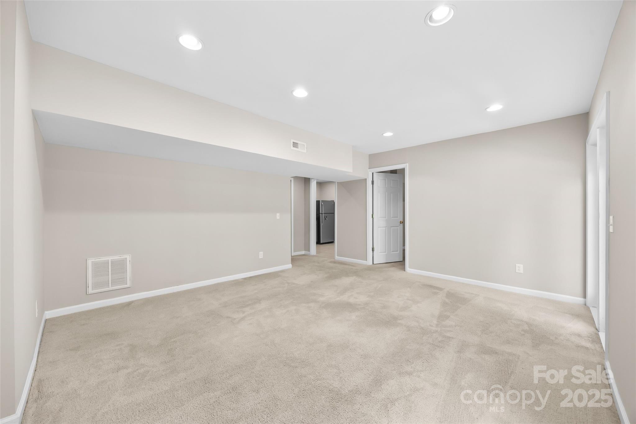 6631 Harburn Forest Drive Property Photo 31