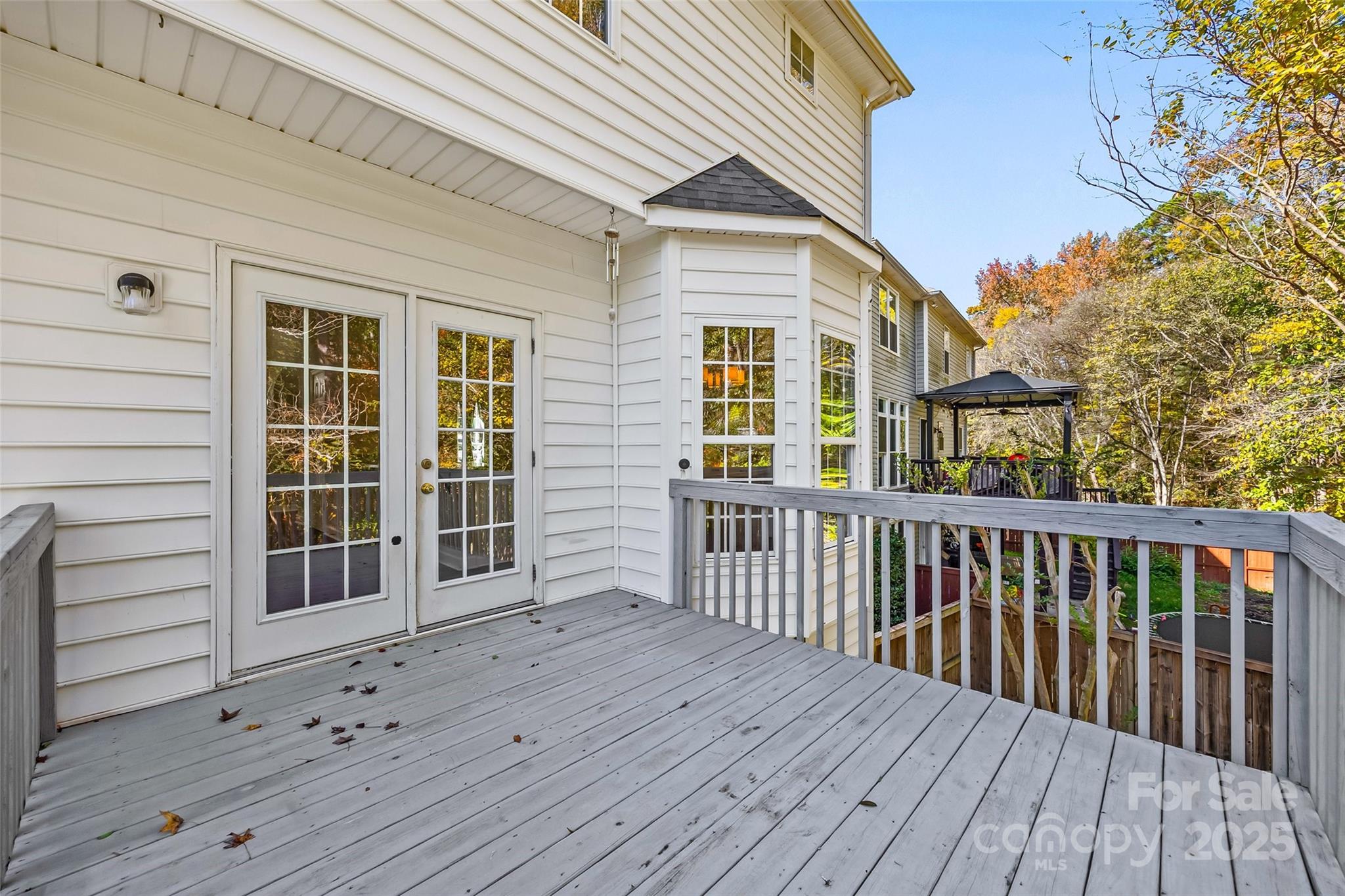 6631 Harburn Forest Drive Property Photo 40