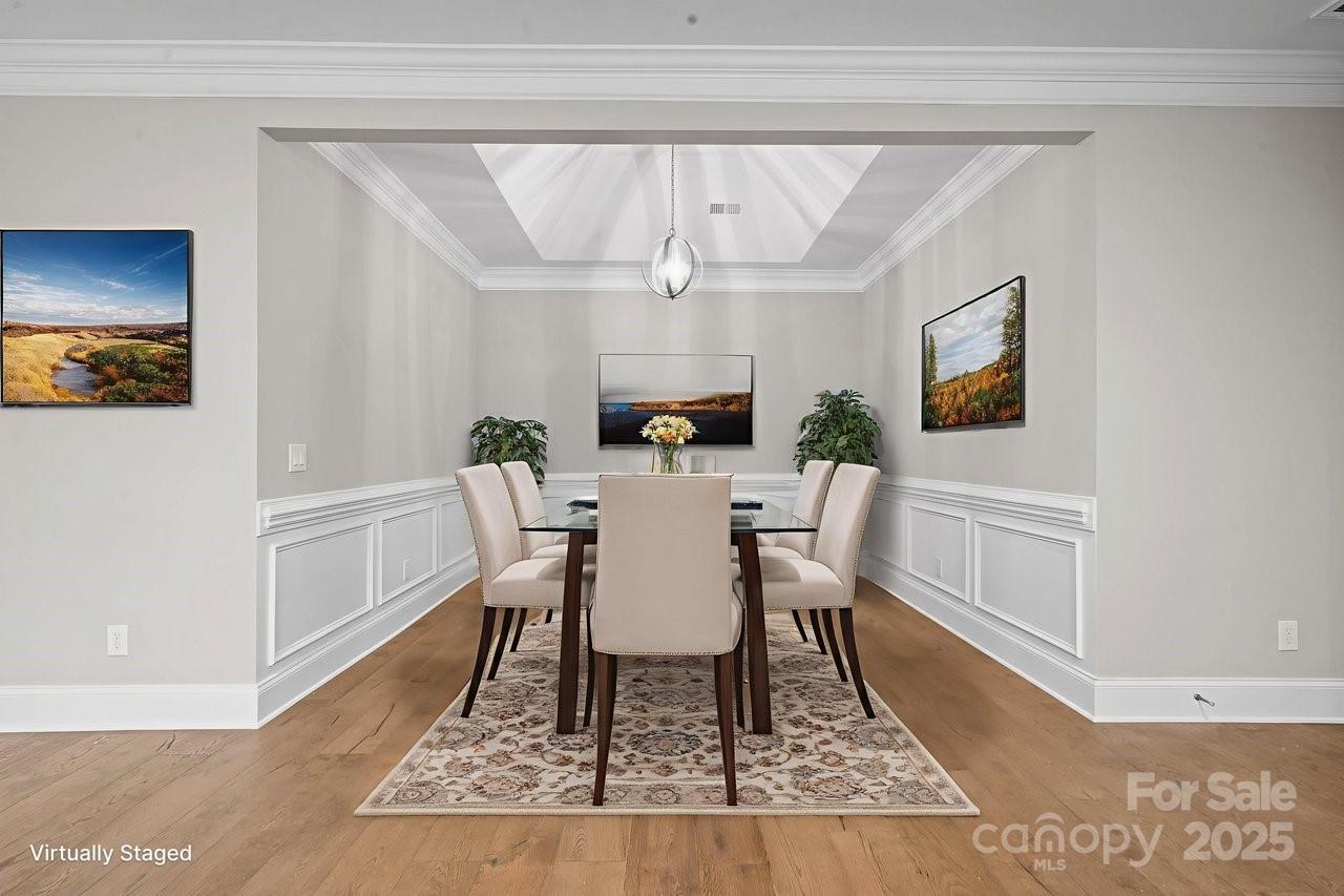 703 Congressional Lane Property Photo 8