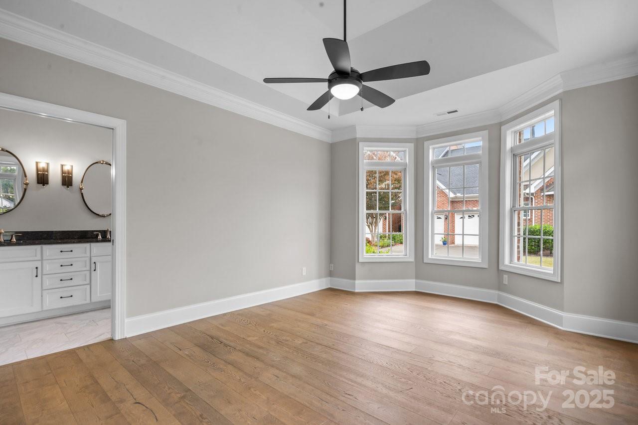 703 Congressional Lane Property Photo 14