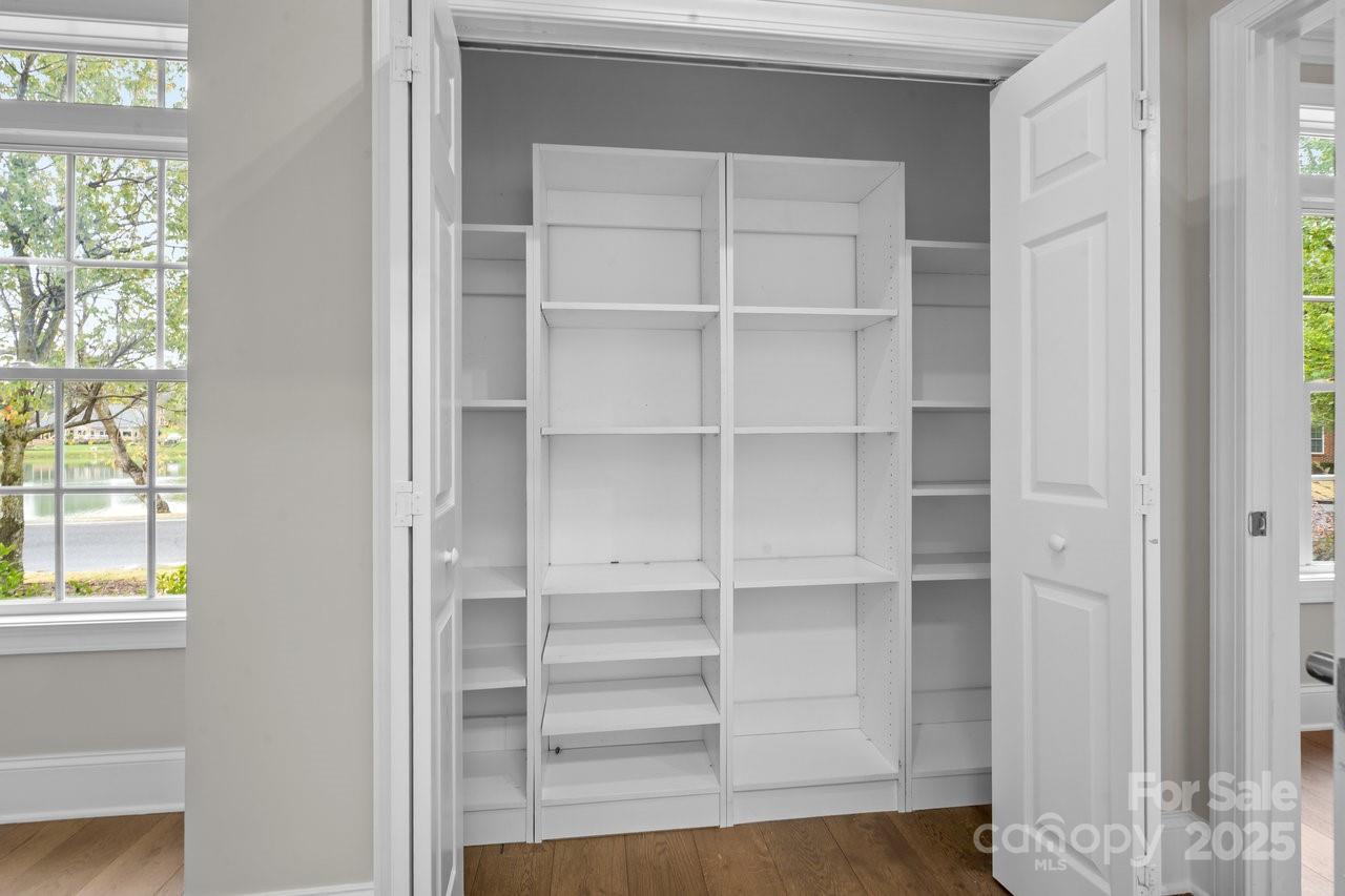 703 Congressional Lane Property Photo 19