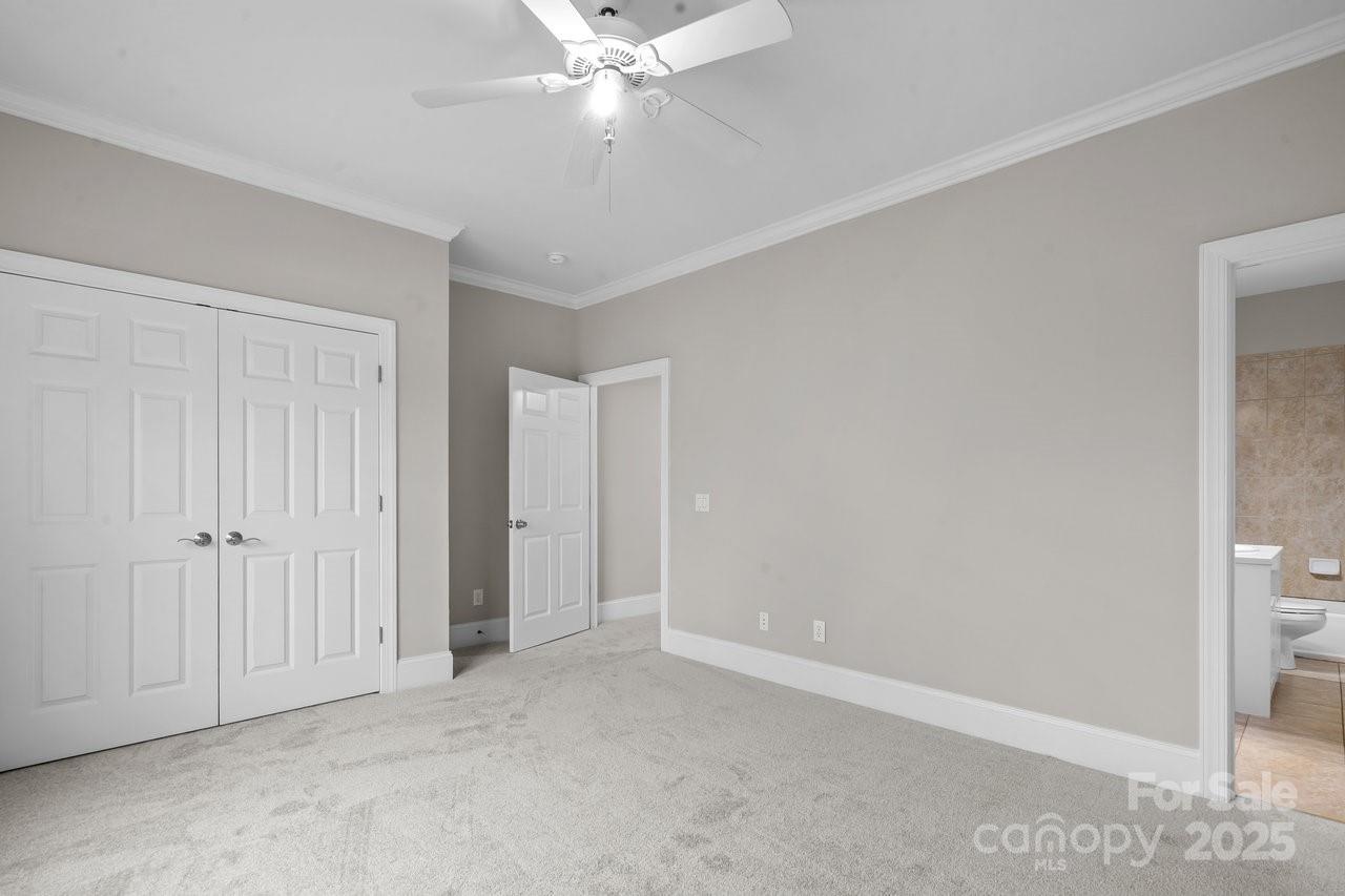 703 Congressional Lane Property Photo 25