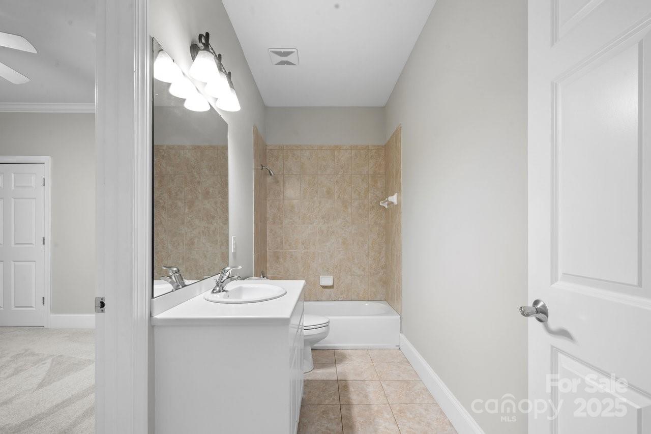 703 Congressional Lane Property Photo 26