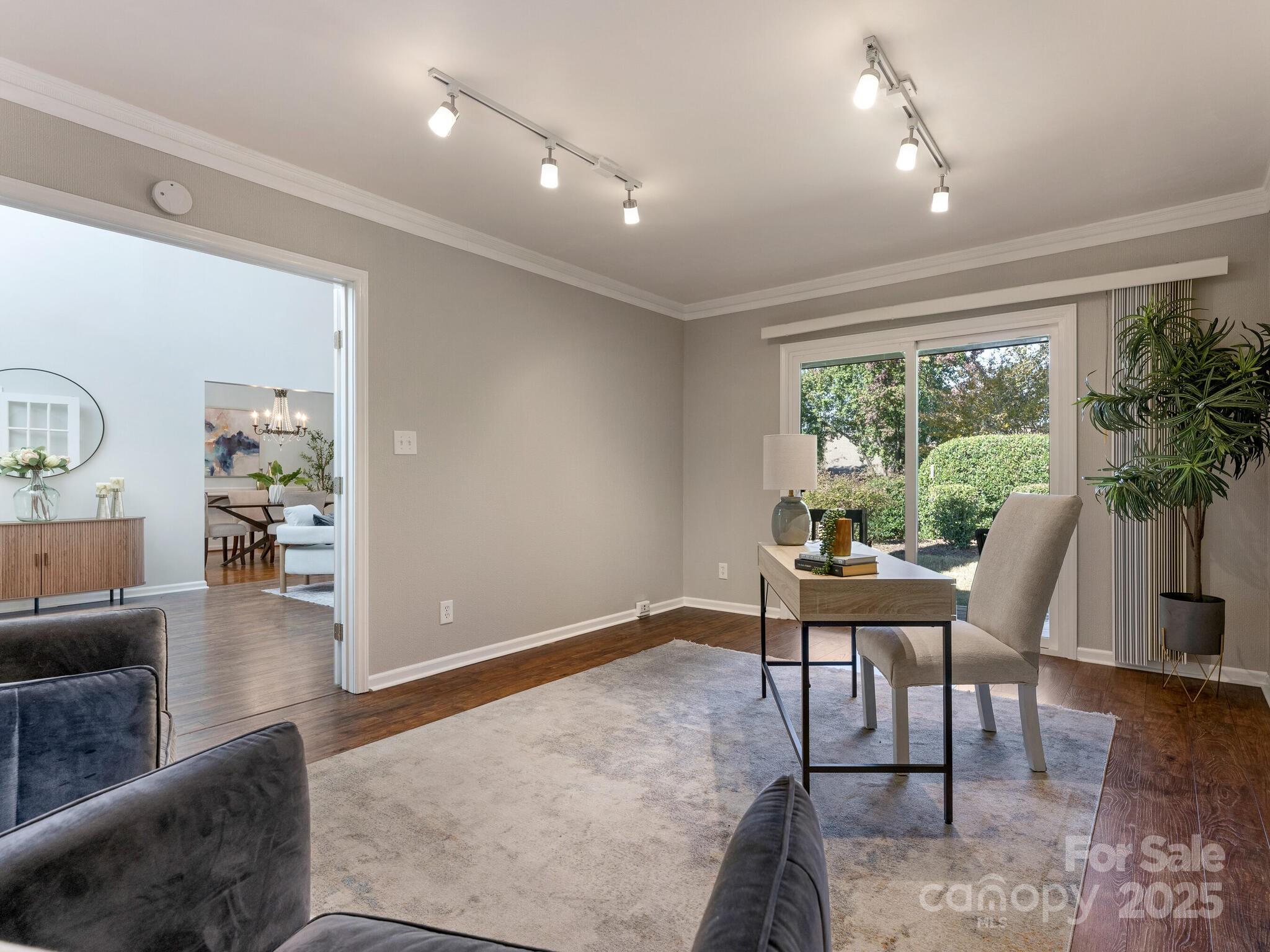 5110 Dunes Court 18 Property Photo 8