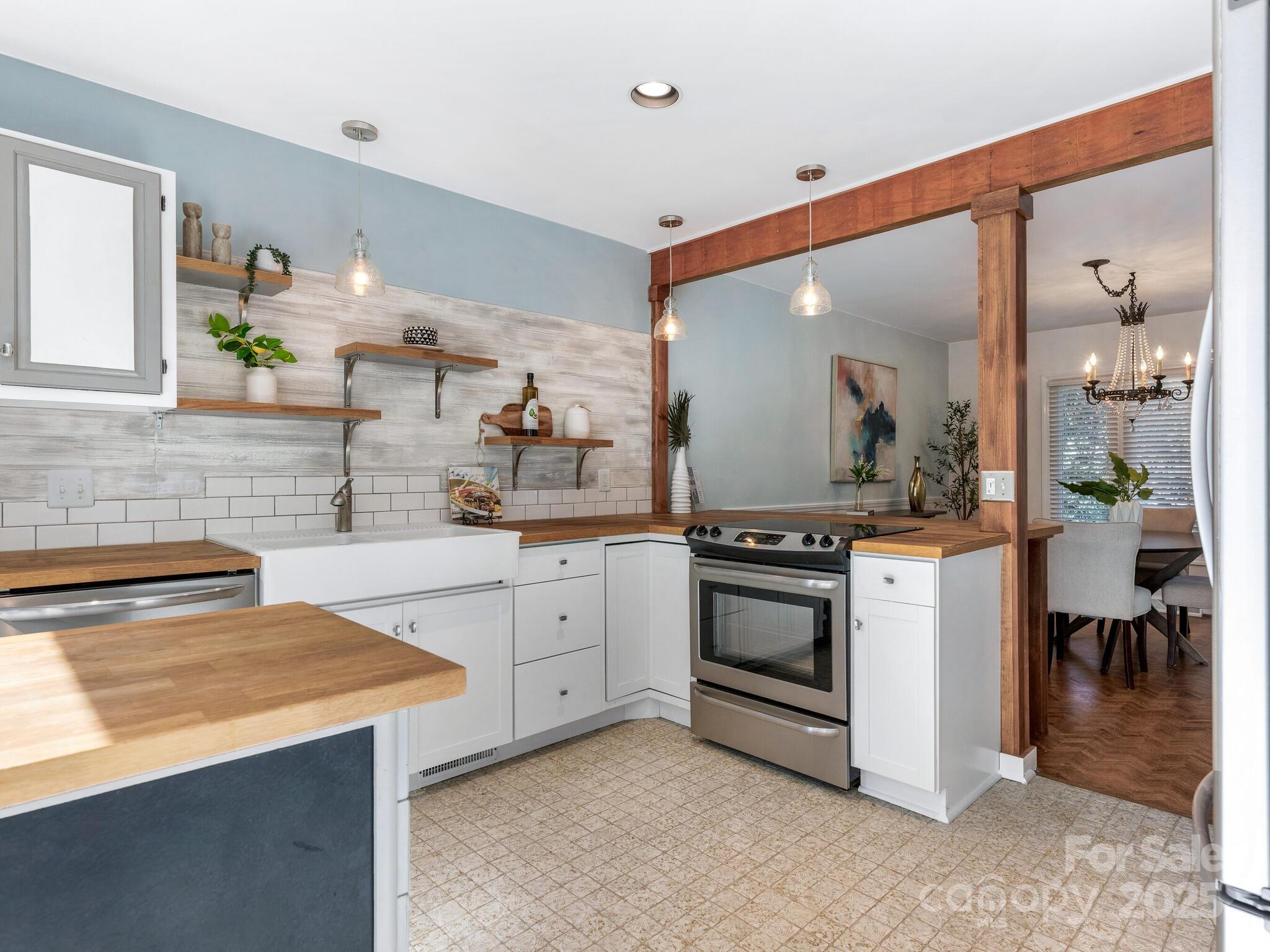 5110 Dunes Court 18 Property Photo 12