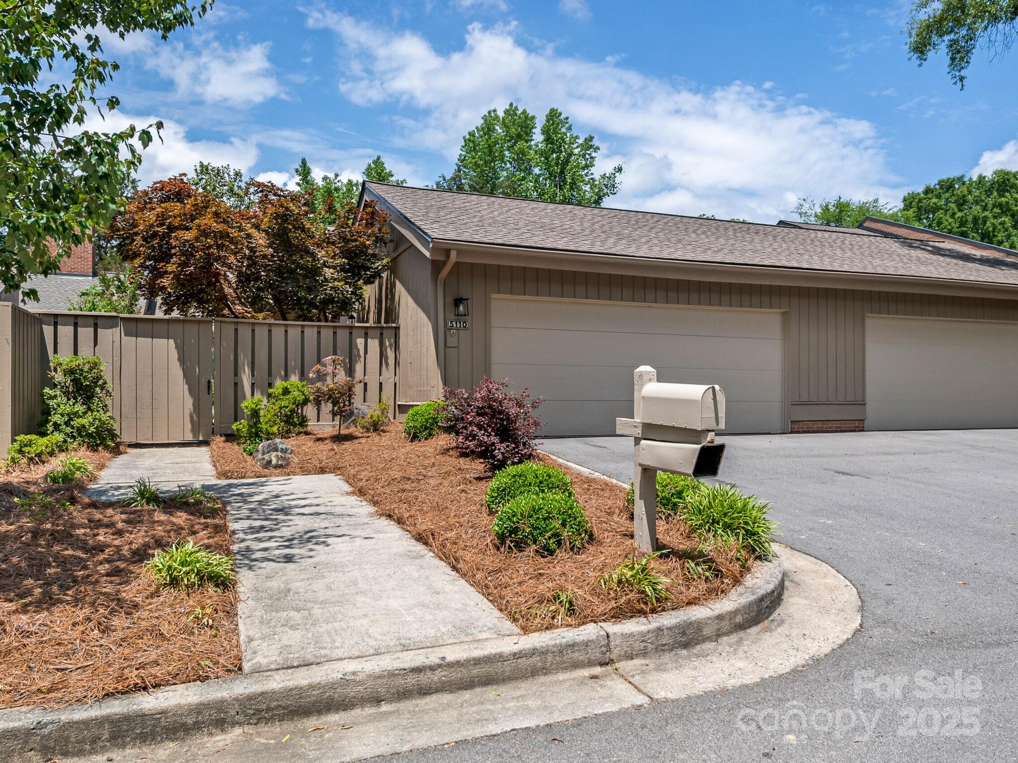 5110 Dunes Court 18 Property Photo 28