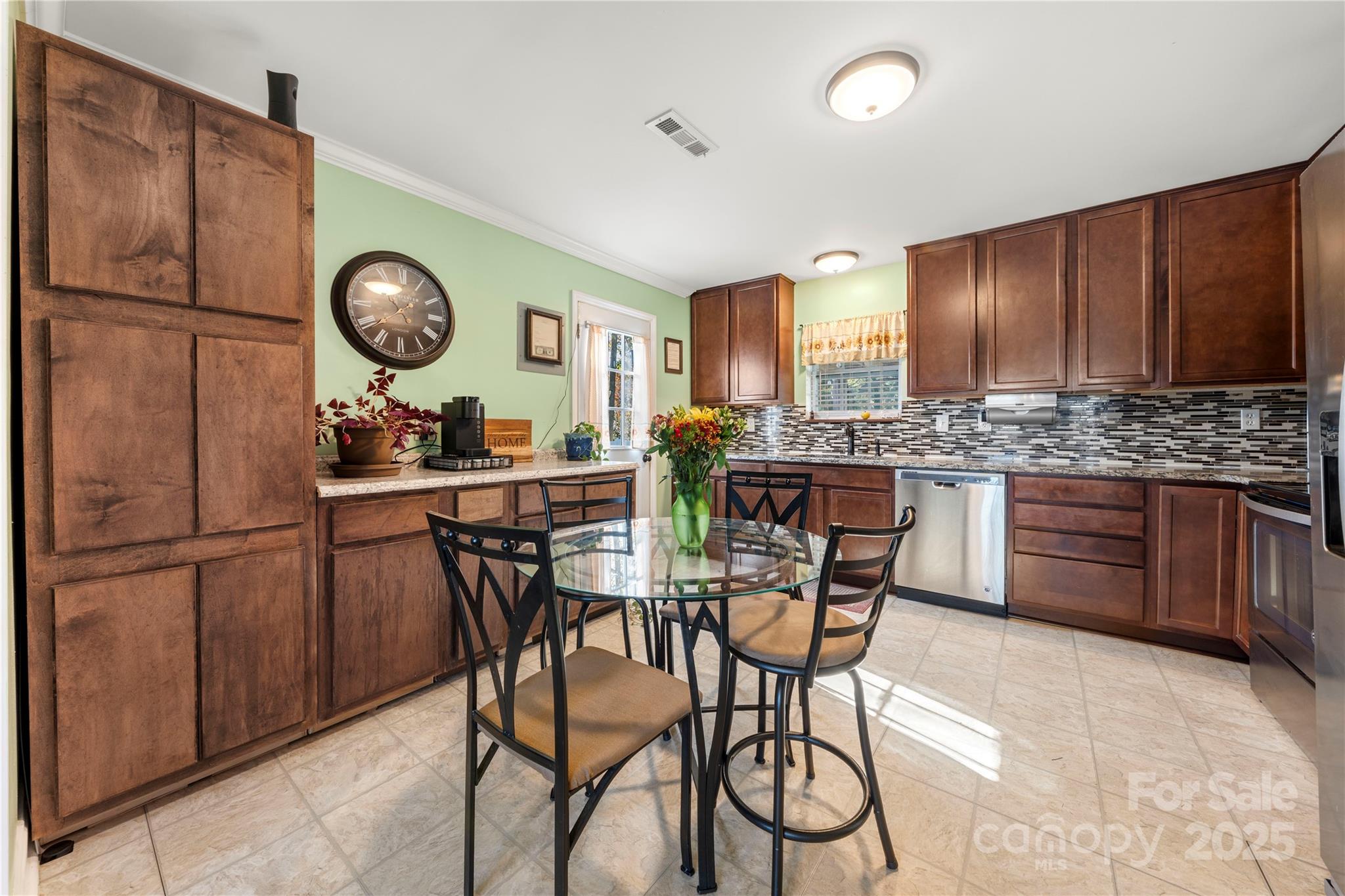 3709 Little Mountain Road Property Photo 10