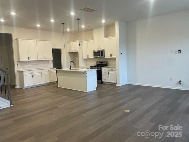 107 Silver Fleet Drive Property Photo 3