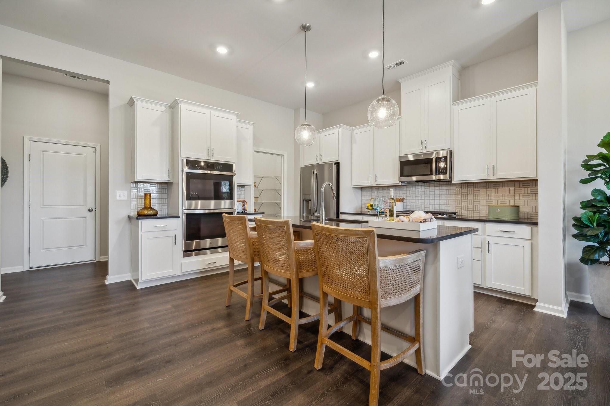 107 Silver Fleet Drive Property Photo 13