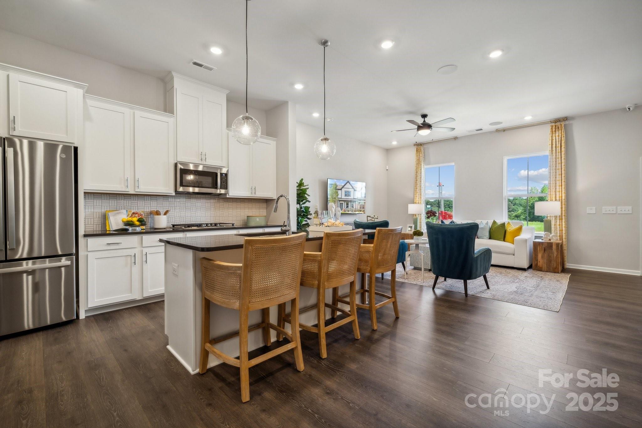 107 Silver Fleet Drive Property Photo 14