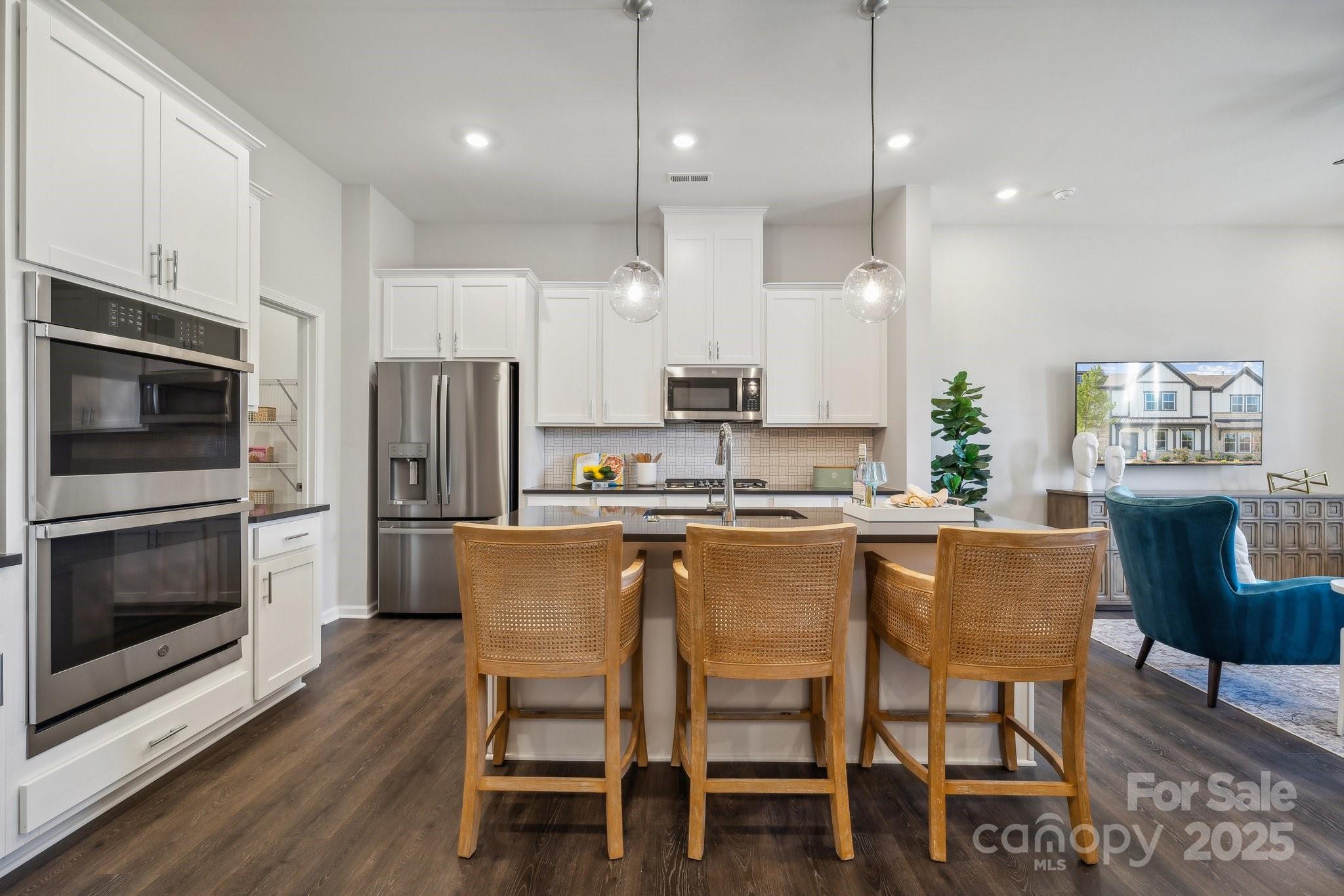 107 Silver Fleet Drive Property Photo 15