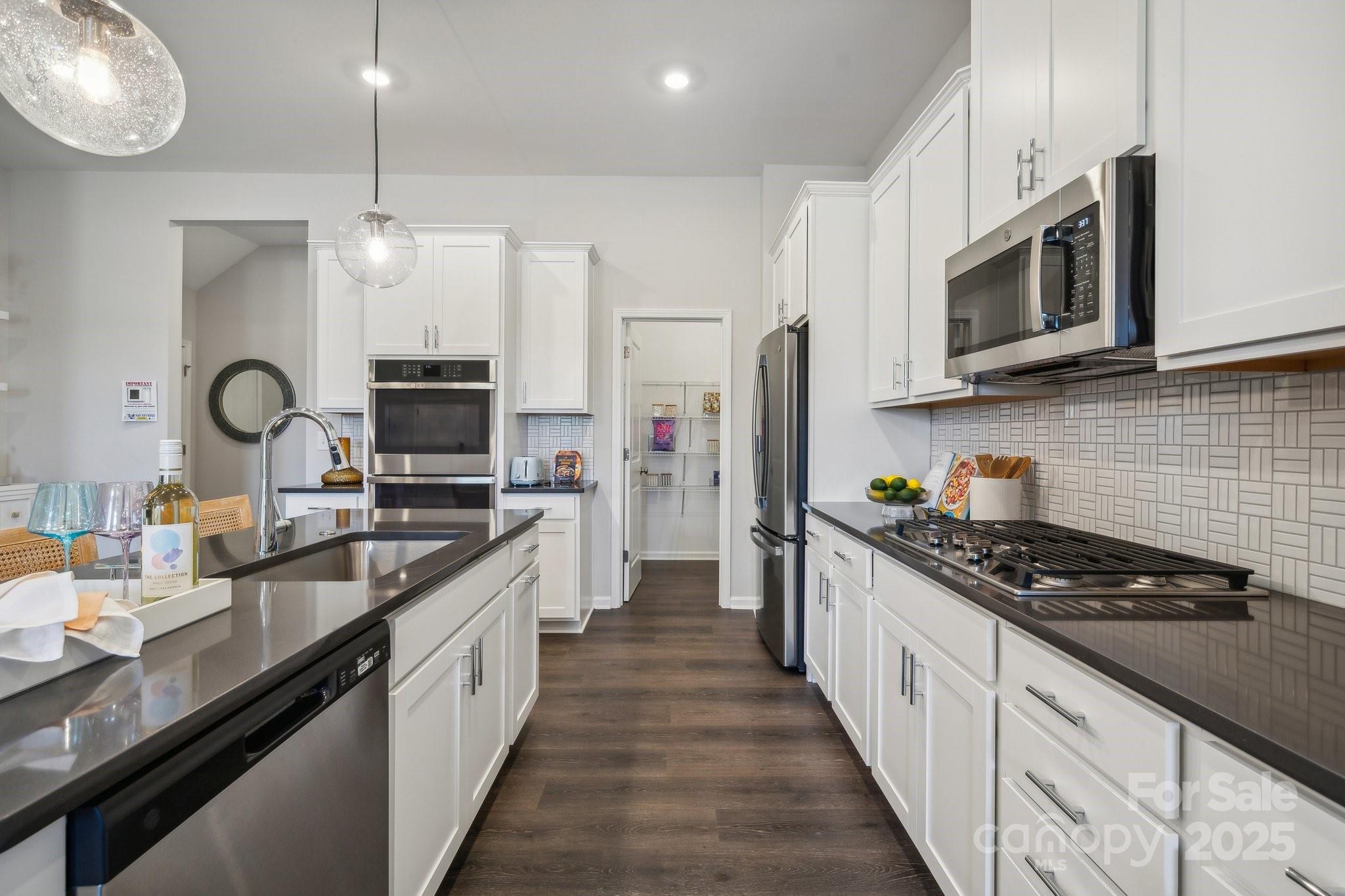 107 Silver Fleet Drive Property Photo 16