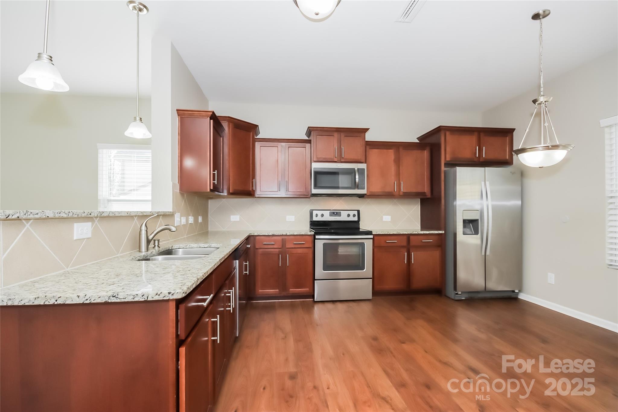 2335 Bloomfield Estates Drive Property Photo 8