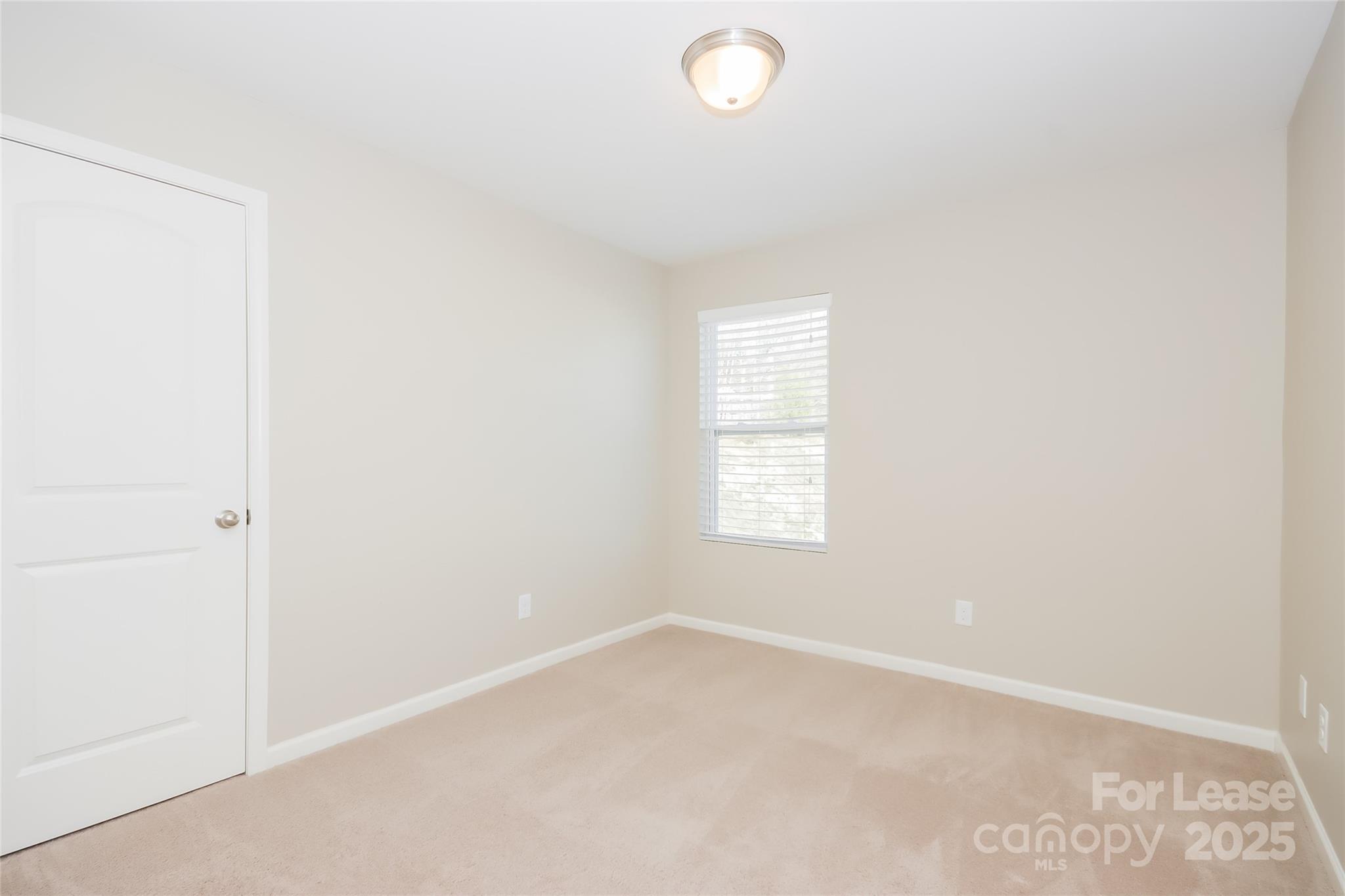 2335 Bloomfield Estates Drive Property Photo 11