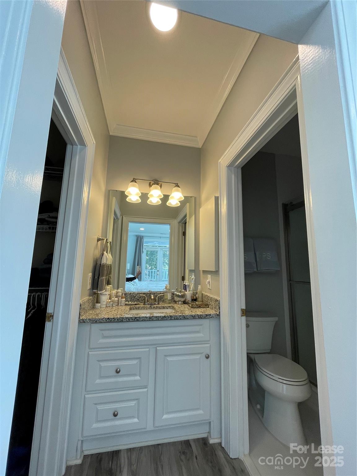 2315 Selwyn Avenue I Property Photo 14