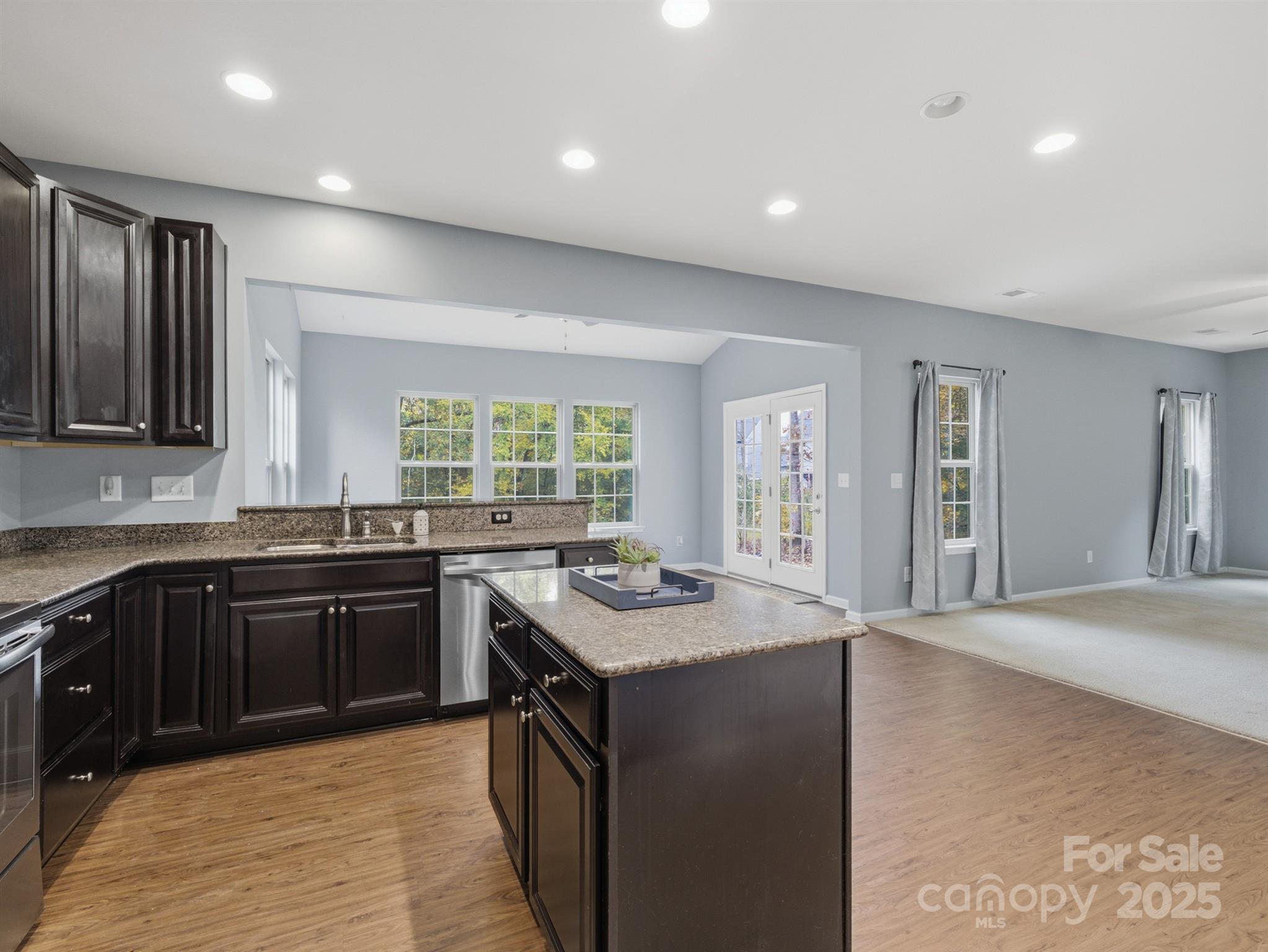 5005 Eddystone Lane Property Photo 15