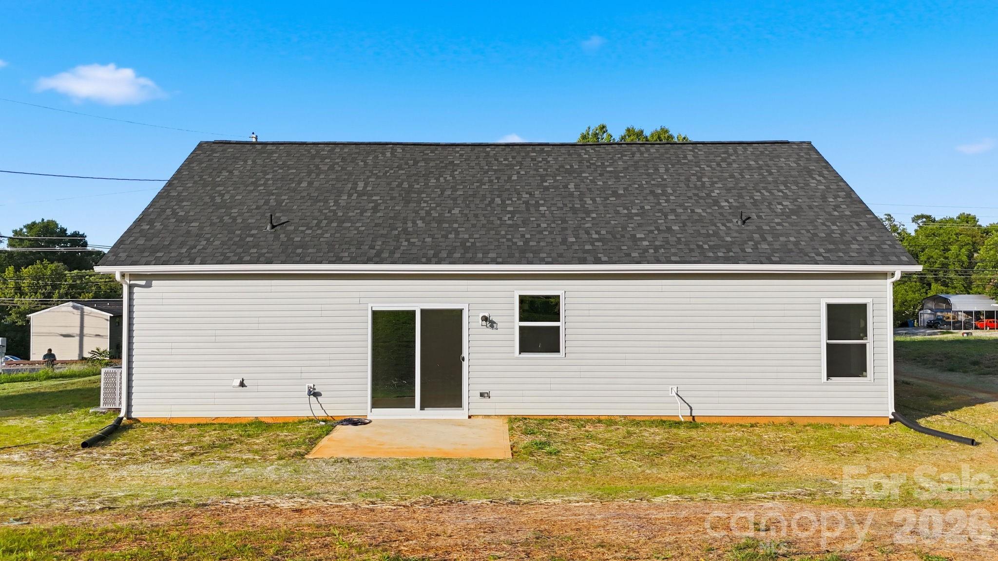 128 N Main Street Property Photo 5