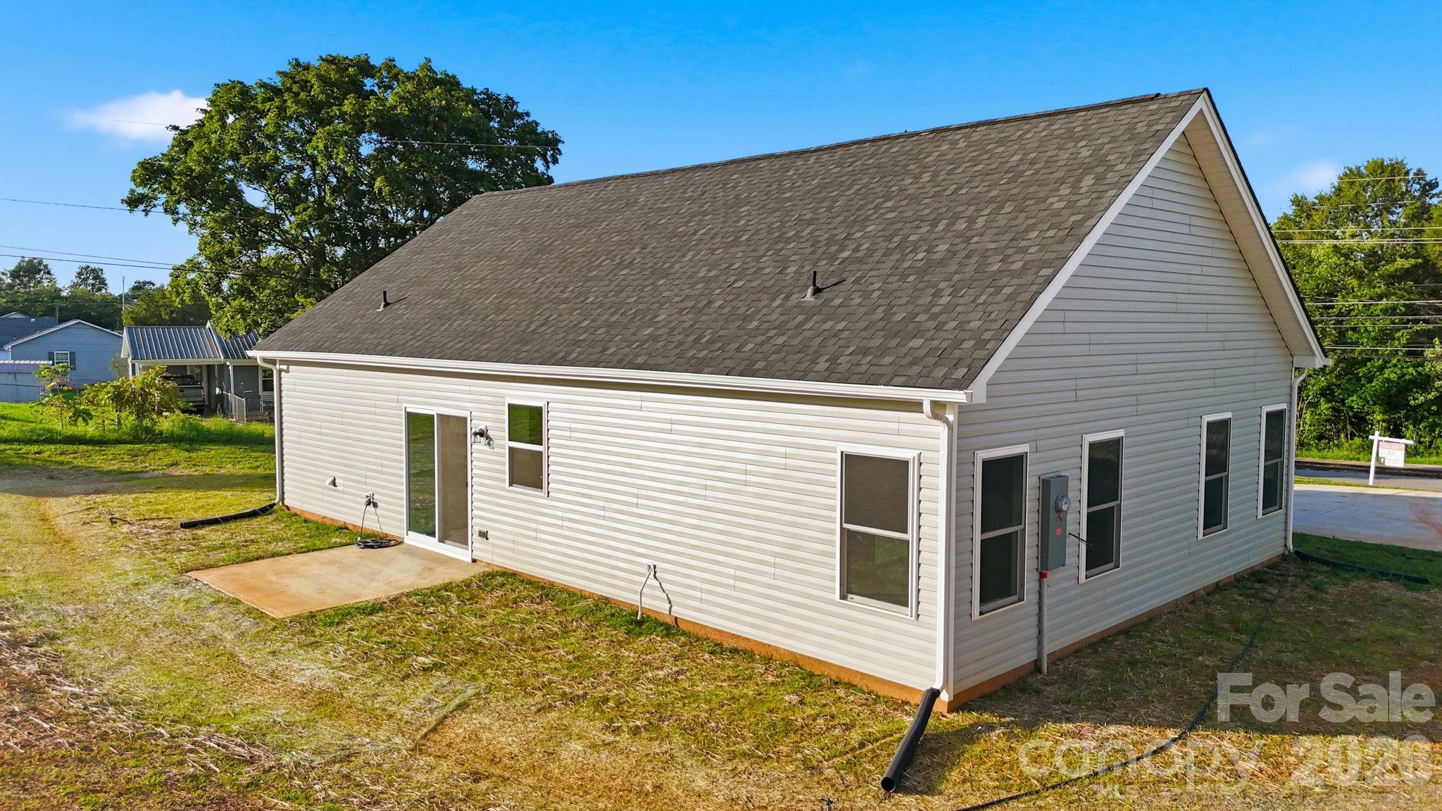 128 N Main Street Property Photo 6