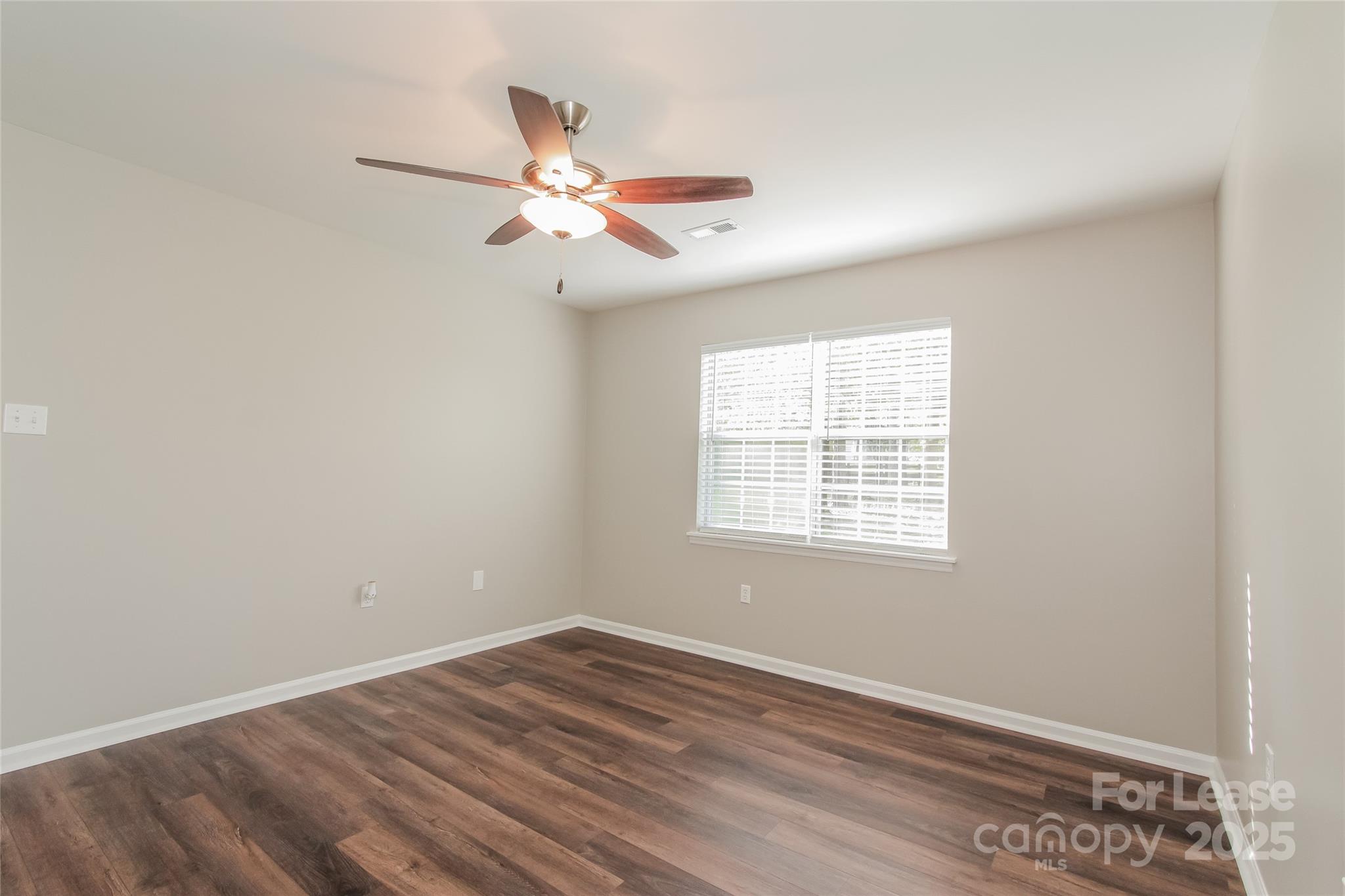 12433 Danby Road Property Photo 14