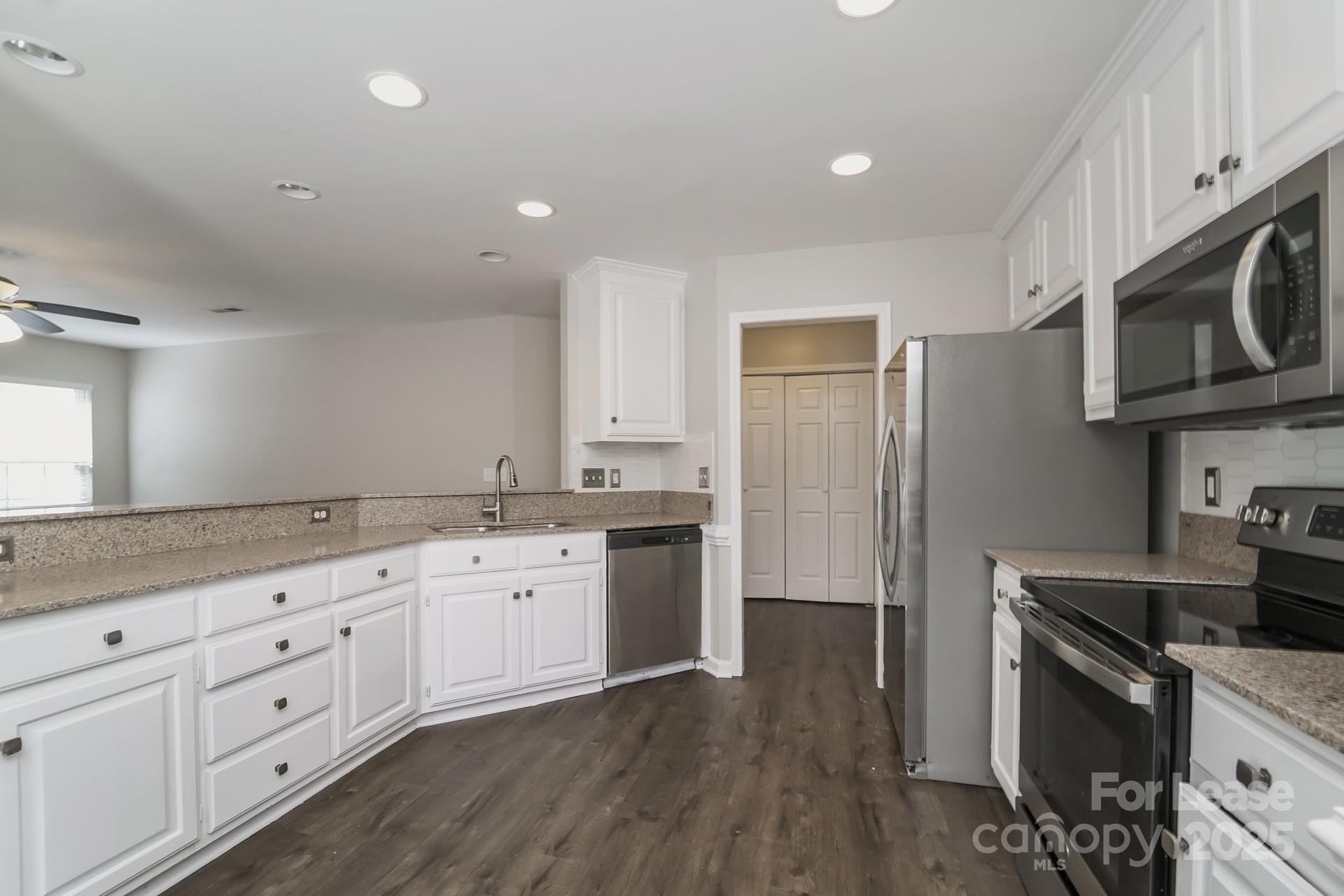 6414 Nevin Road Property Photo 5