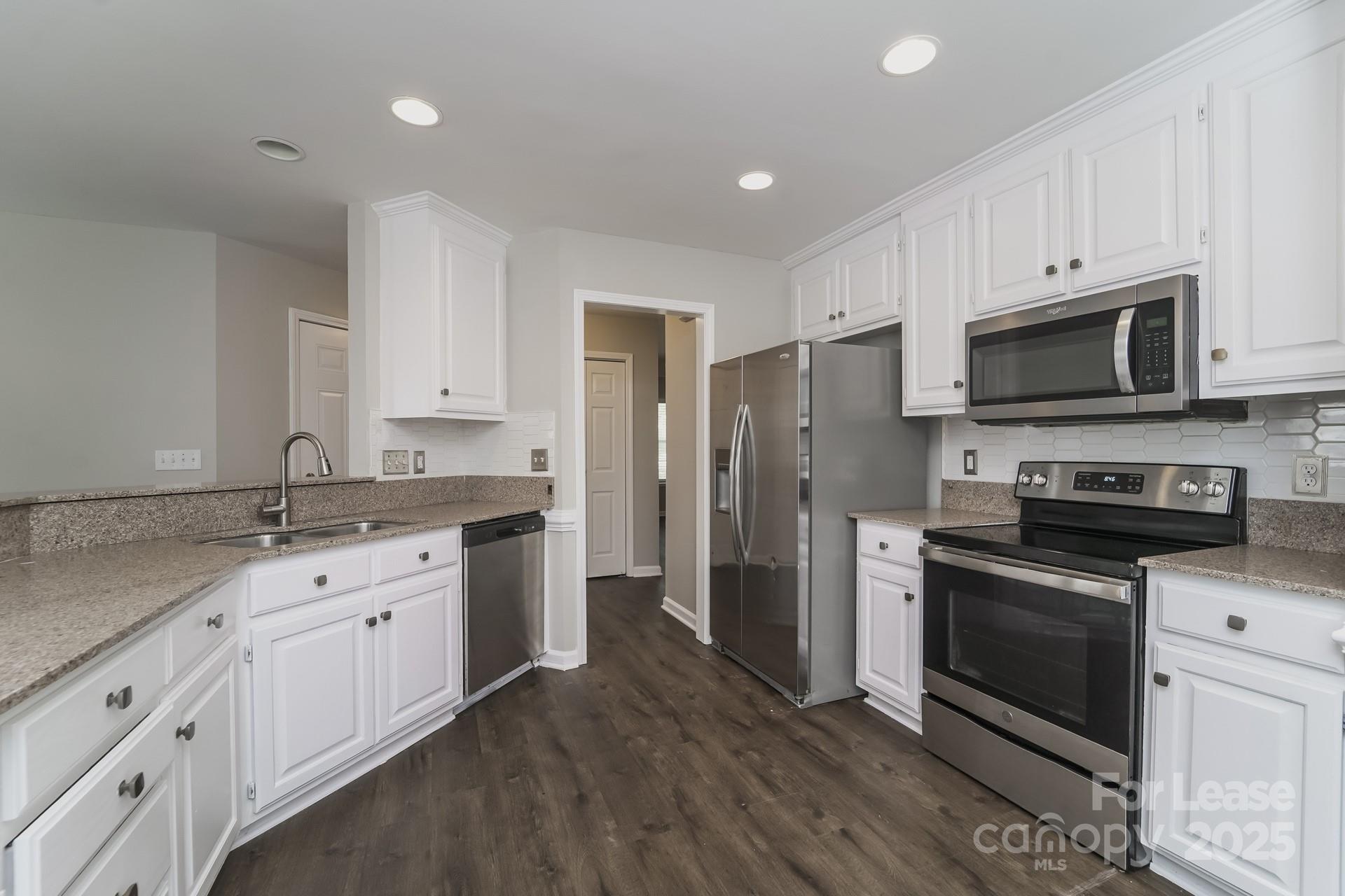 6414 Nevin Road Property Photo 6