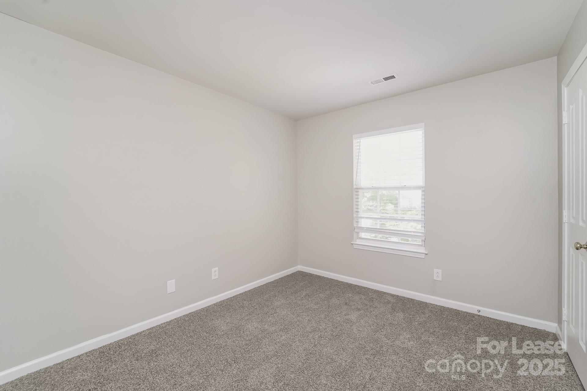 6414 Nevin Road Property Photo 14