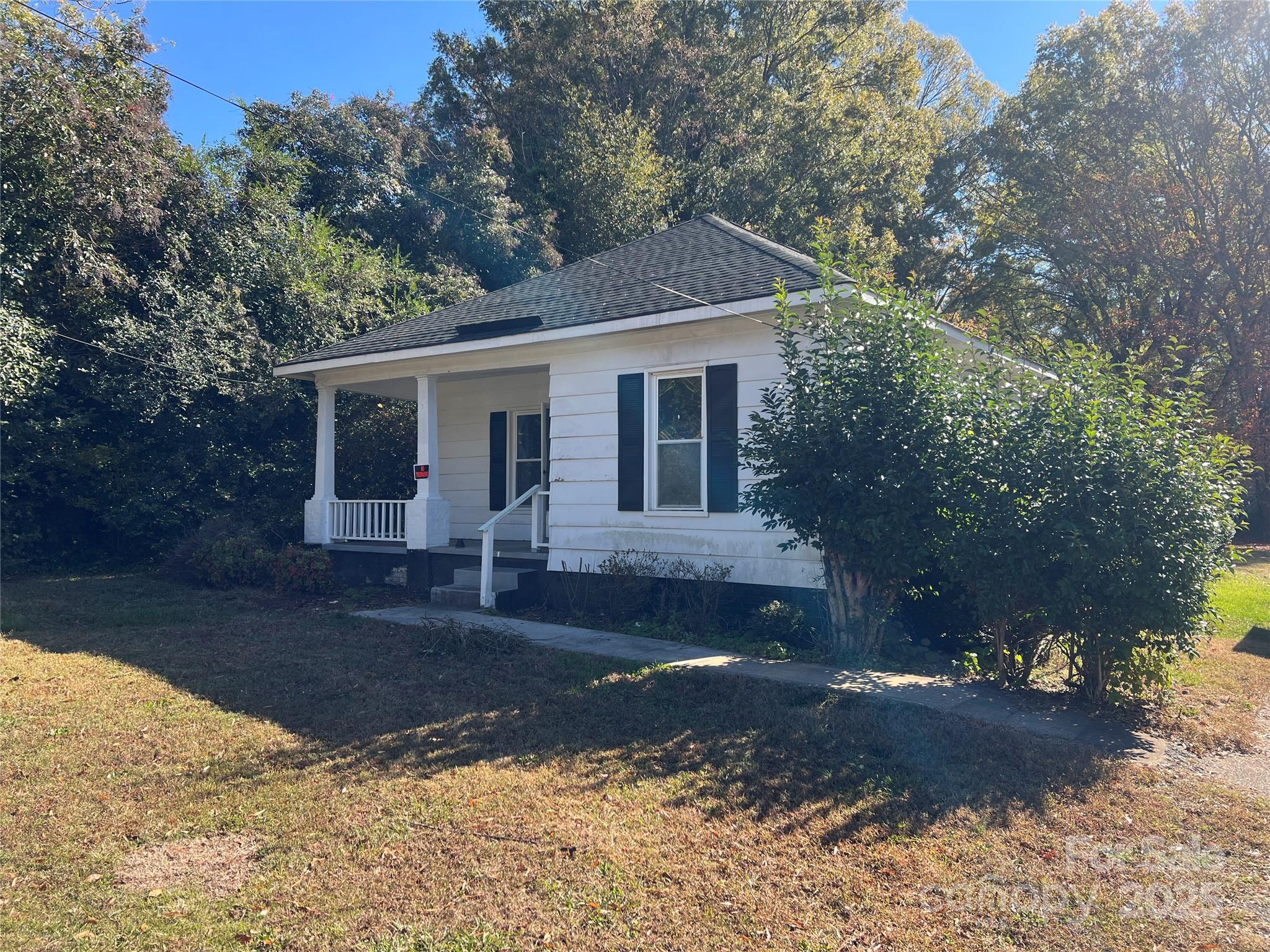 805 W Church Street Property Photo 2