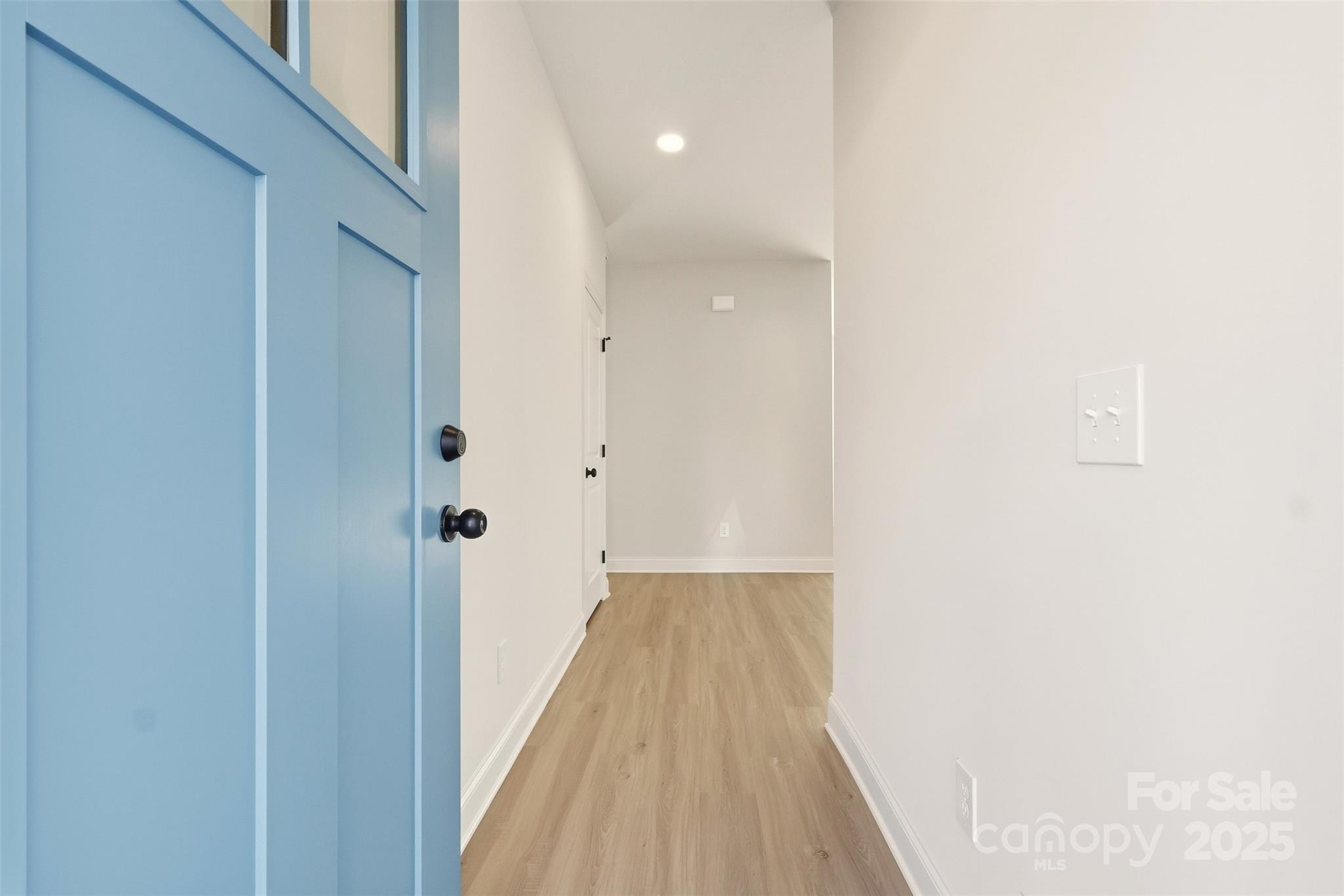 8 Colonial Avenue Property Photo 3