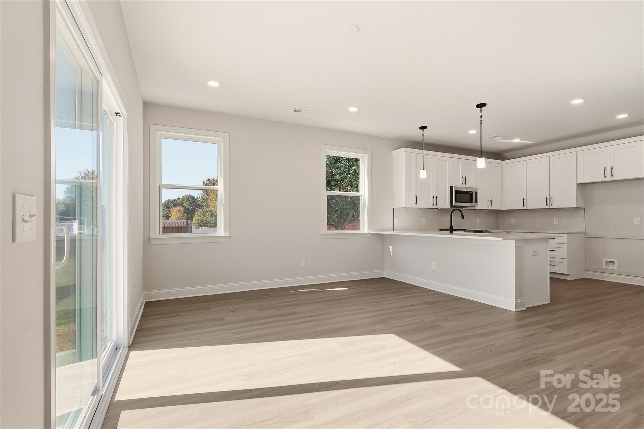 8 Colonial Avenue Property Photo 9