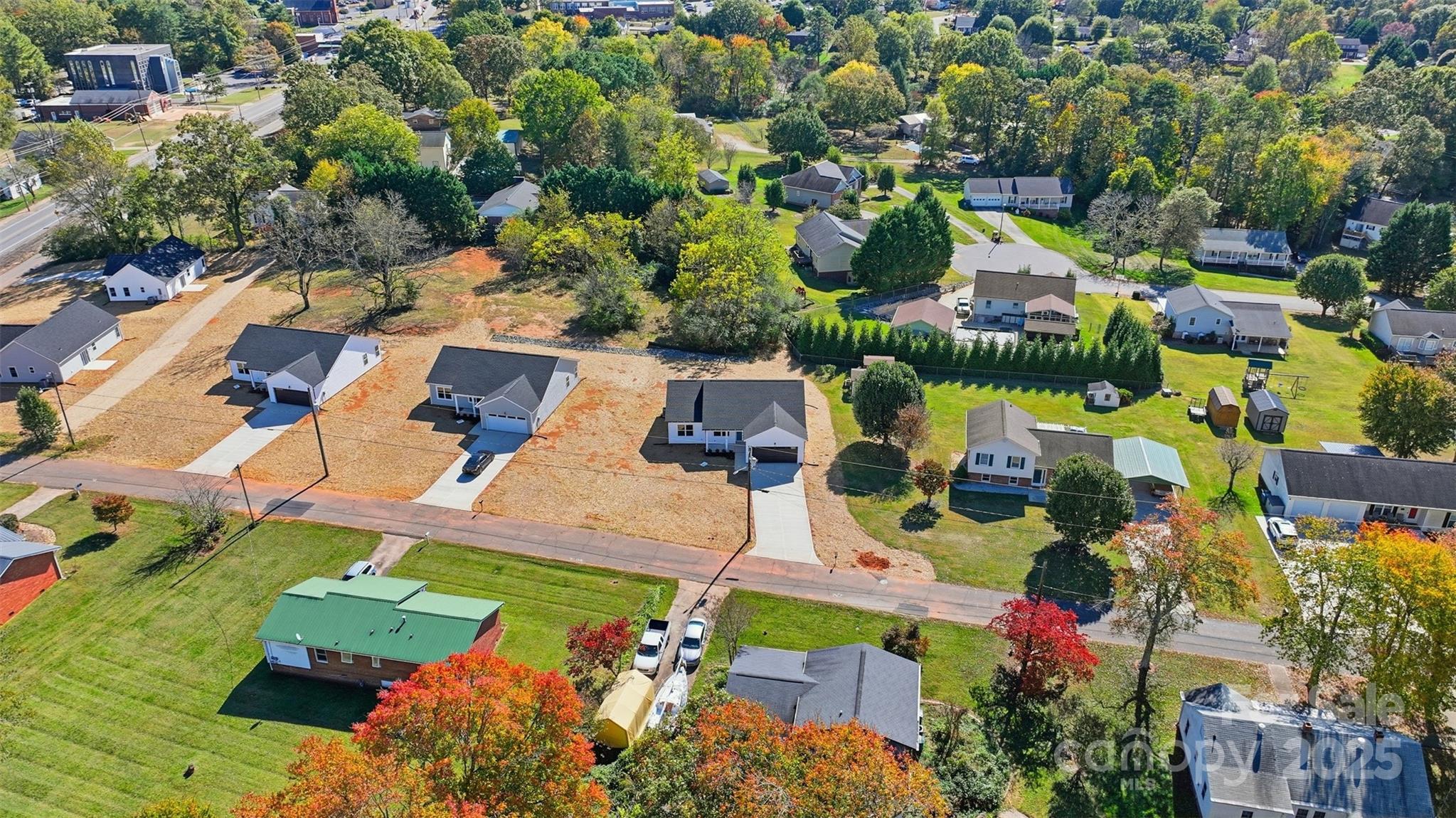 8 Colonial Avenue Property Photo 46