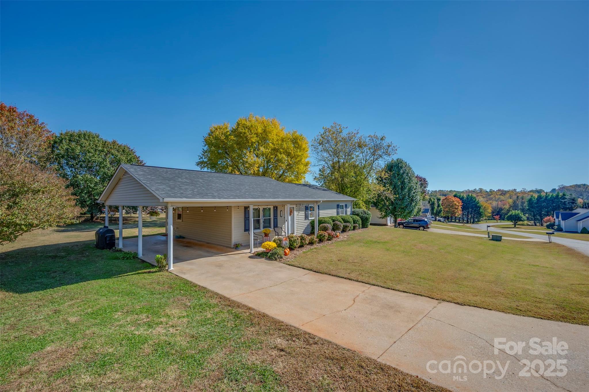 188 East Fork Drive Property Photo 22