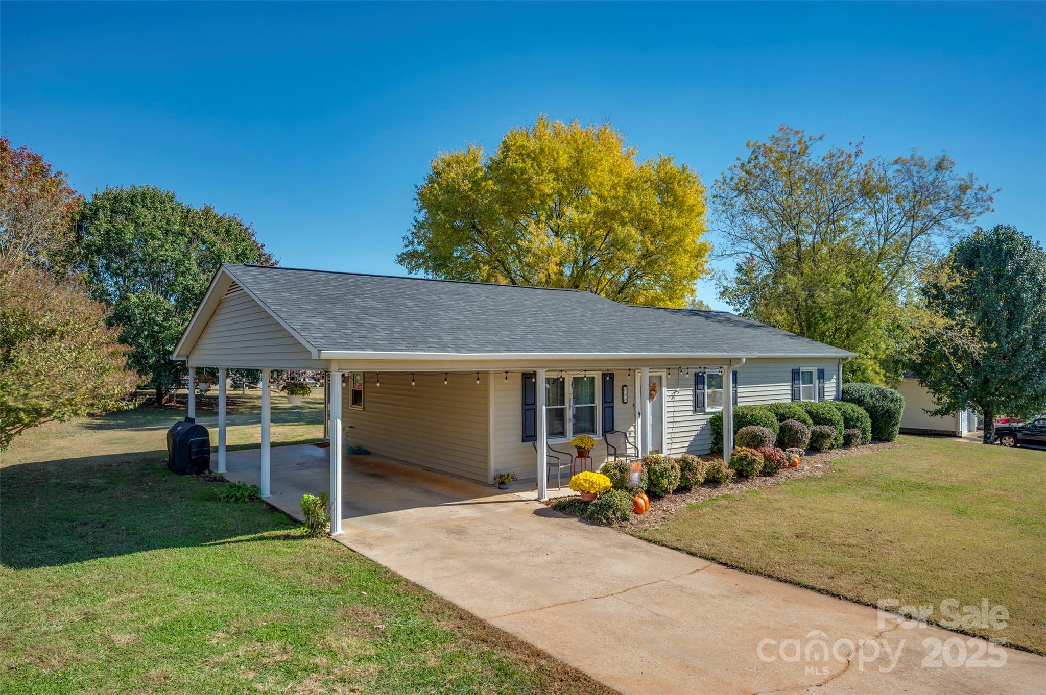 188 East Fork Drive Property Photo 23