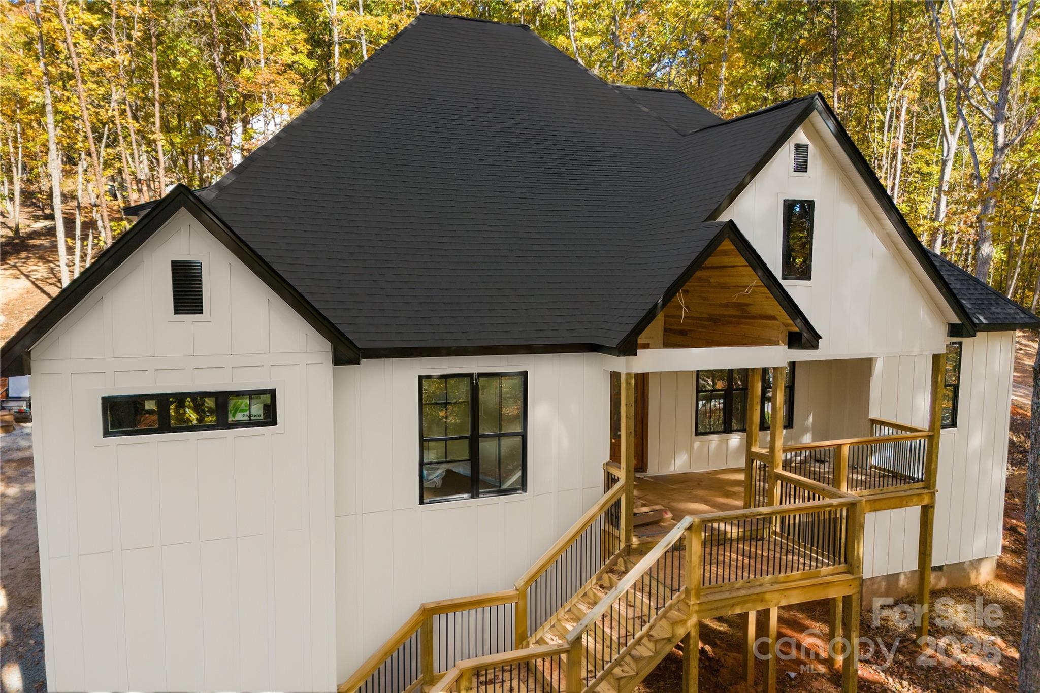 5304 Liberty Hill Road Property Photo 1