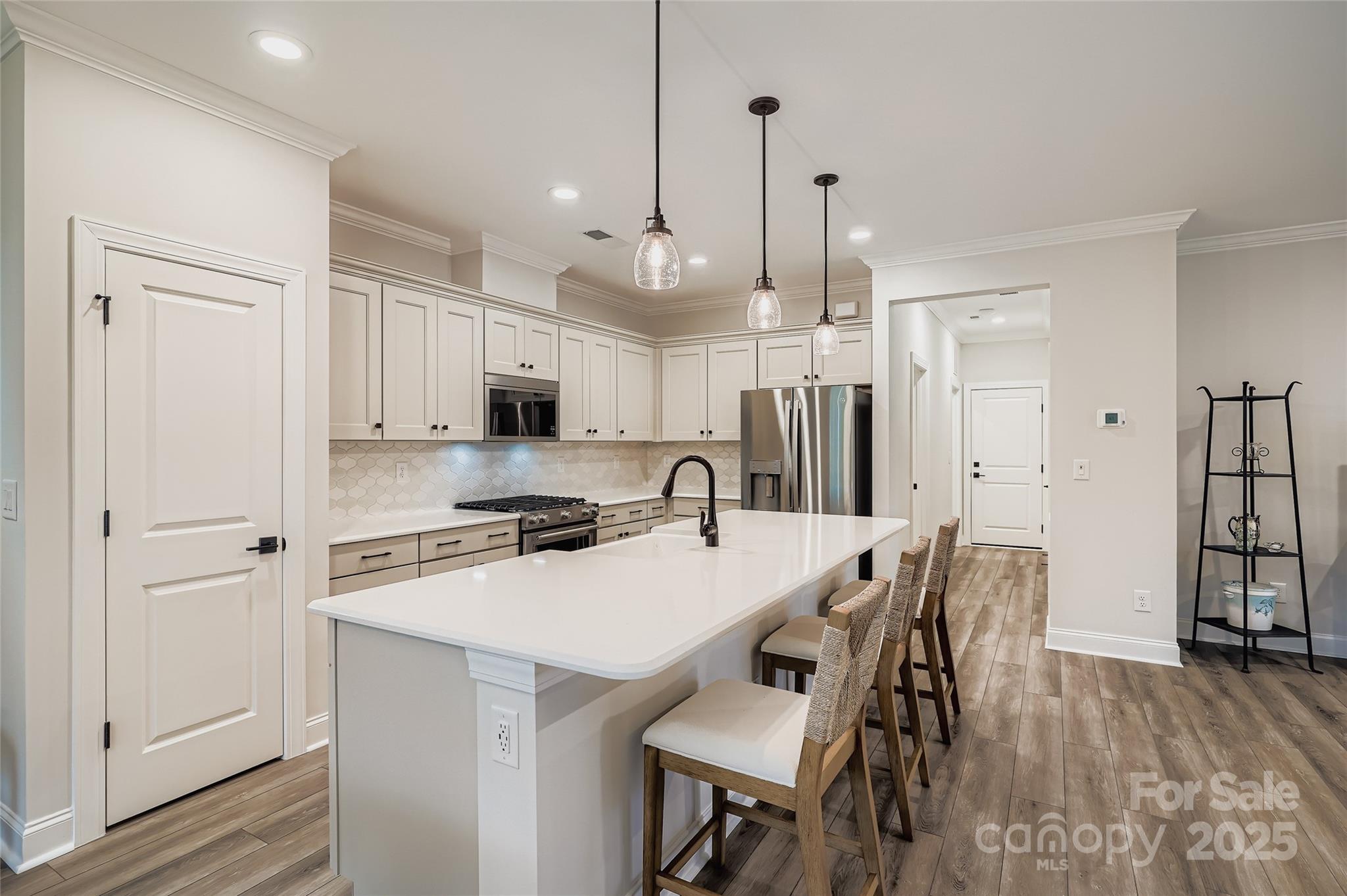 5562 Caneel Lane 1232 Property Photo 10