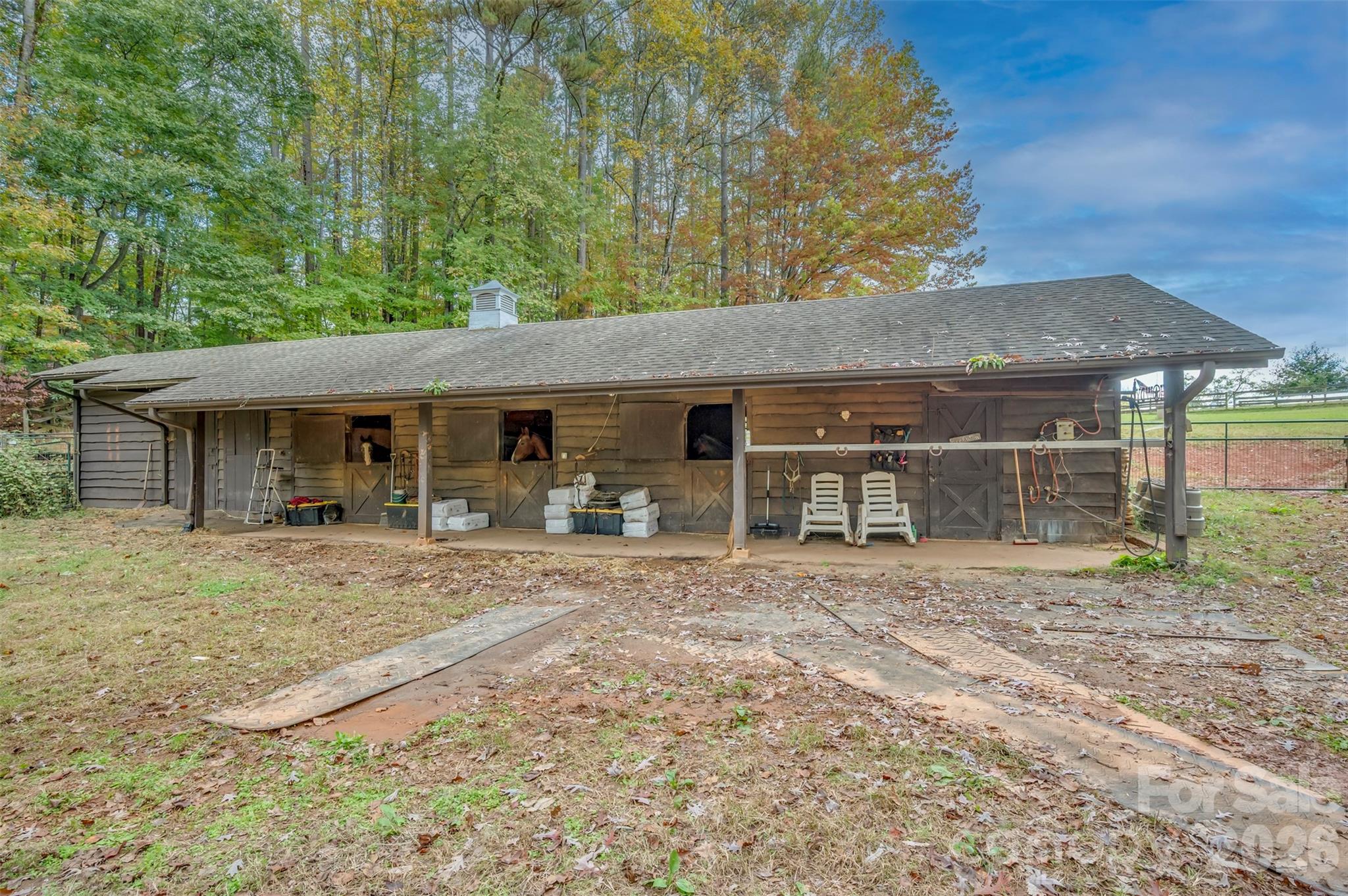 936 Golden Road Property Photo 31