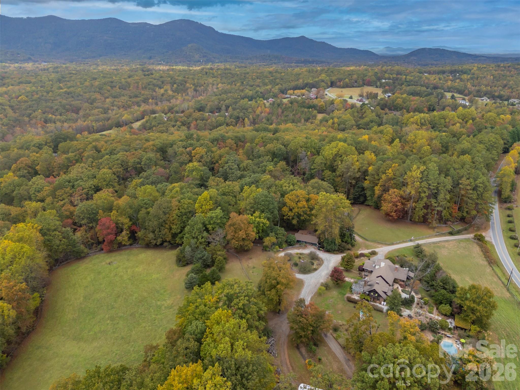 936 Golden Road Property Photo 37