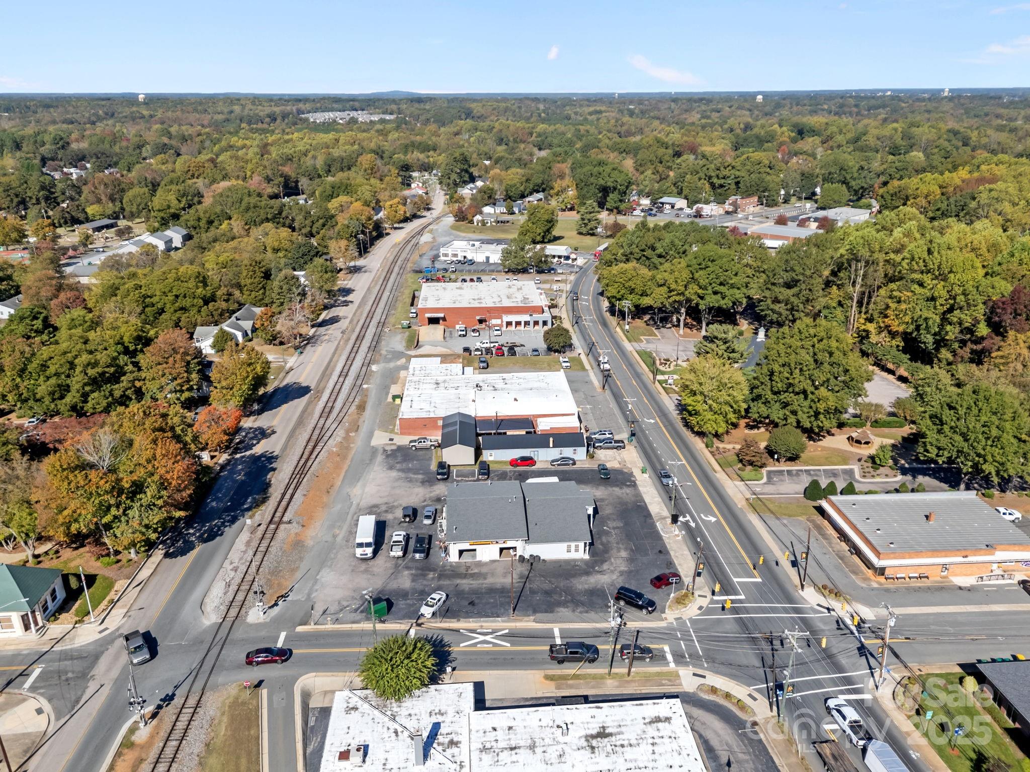 105 N Salisbury, Gq Avenue Property Photo 6