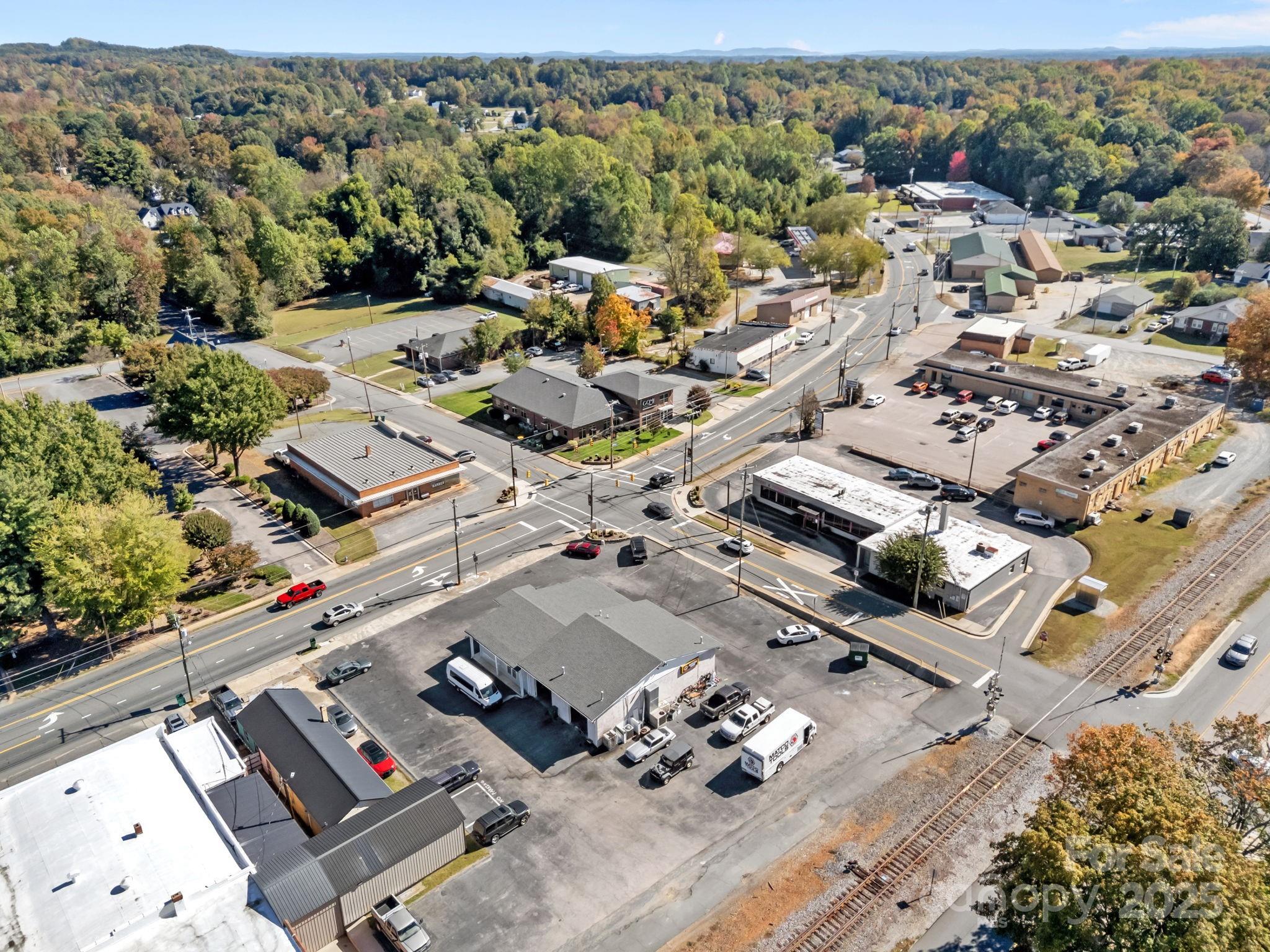 105 N Salisbury, Gq Avenue Property Photo 11