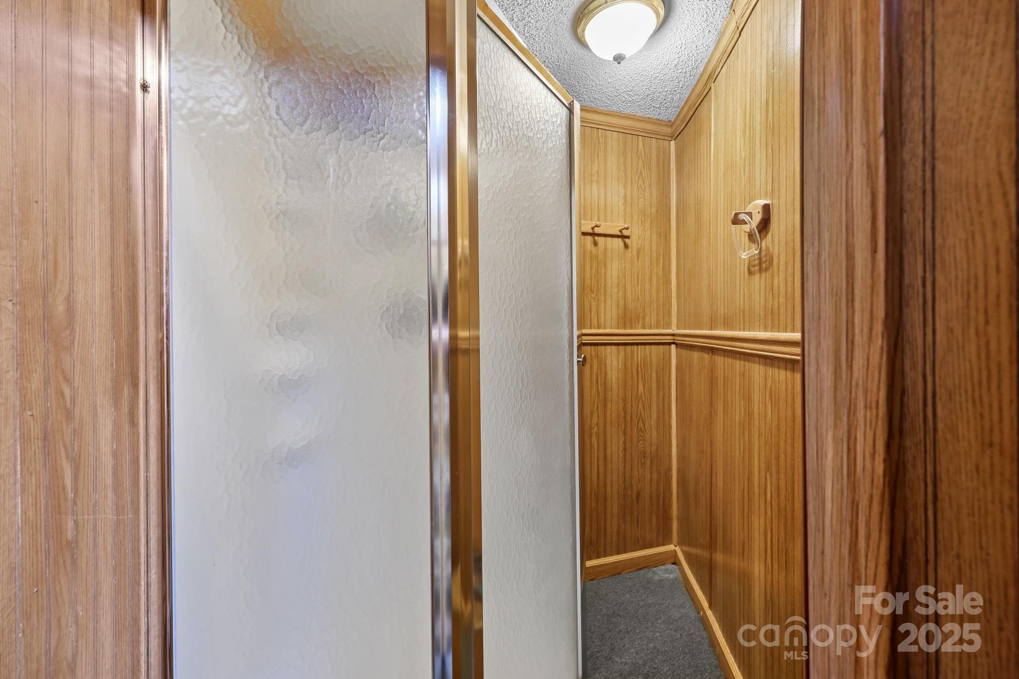 105 N Salisbury, Gq Avenue Property Photo 28