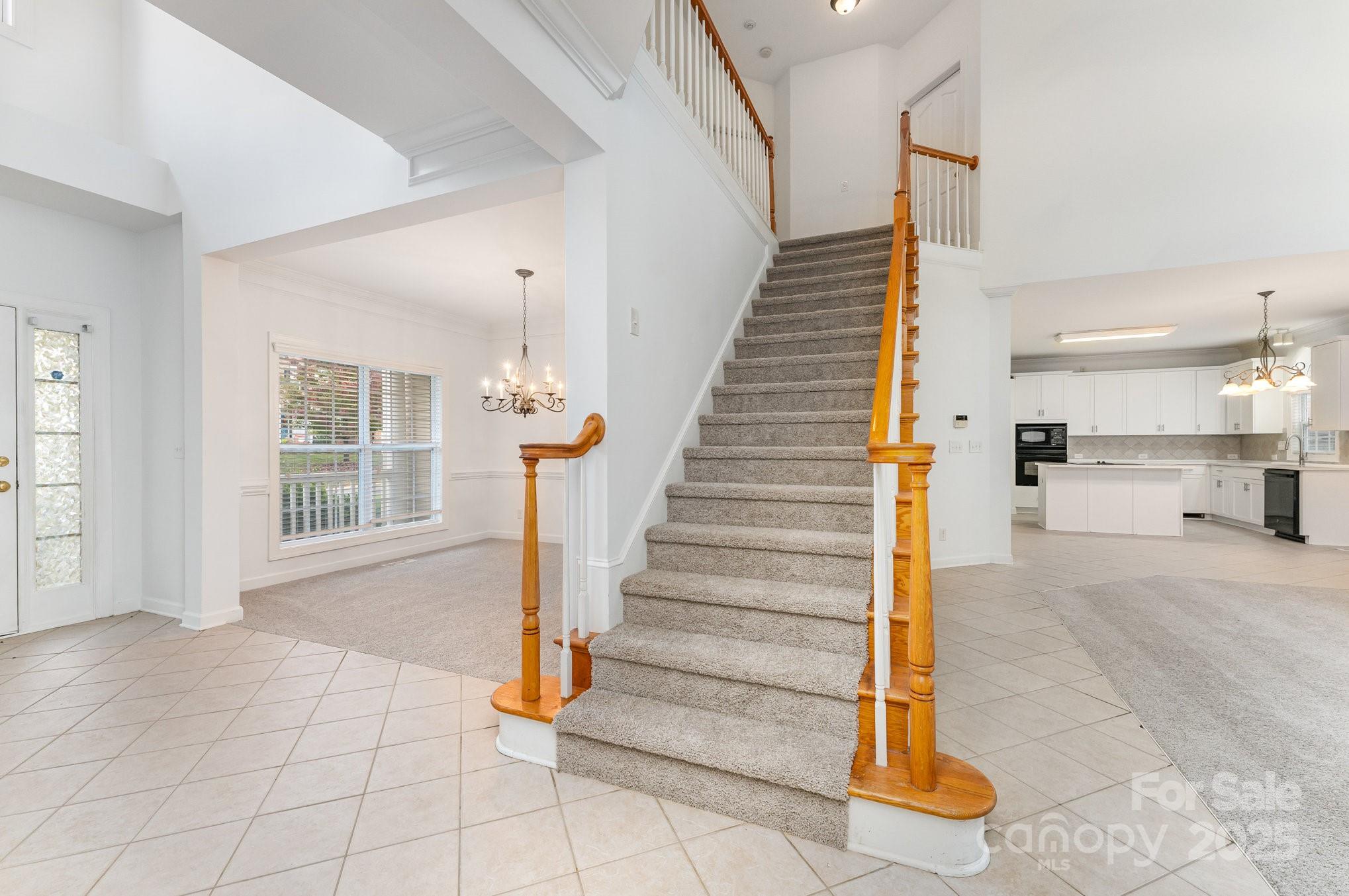 14333 Maclauren Lane Property Photo 3