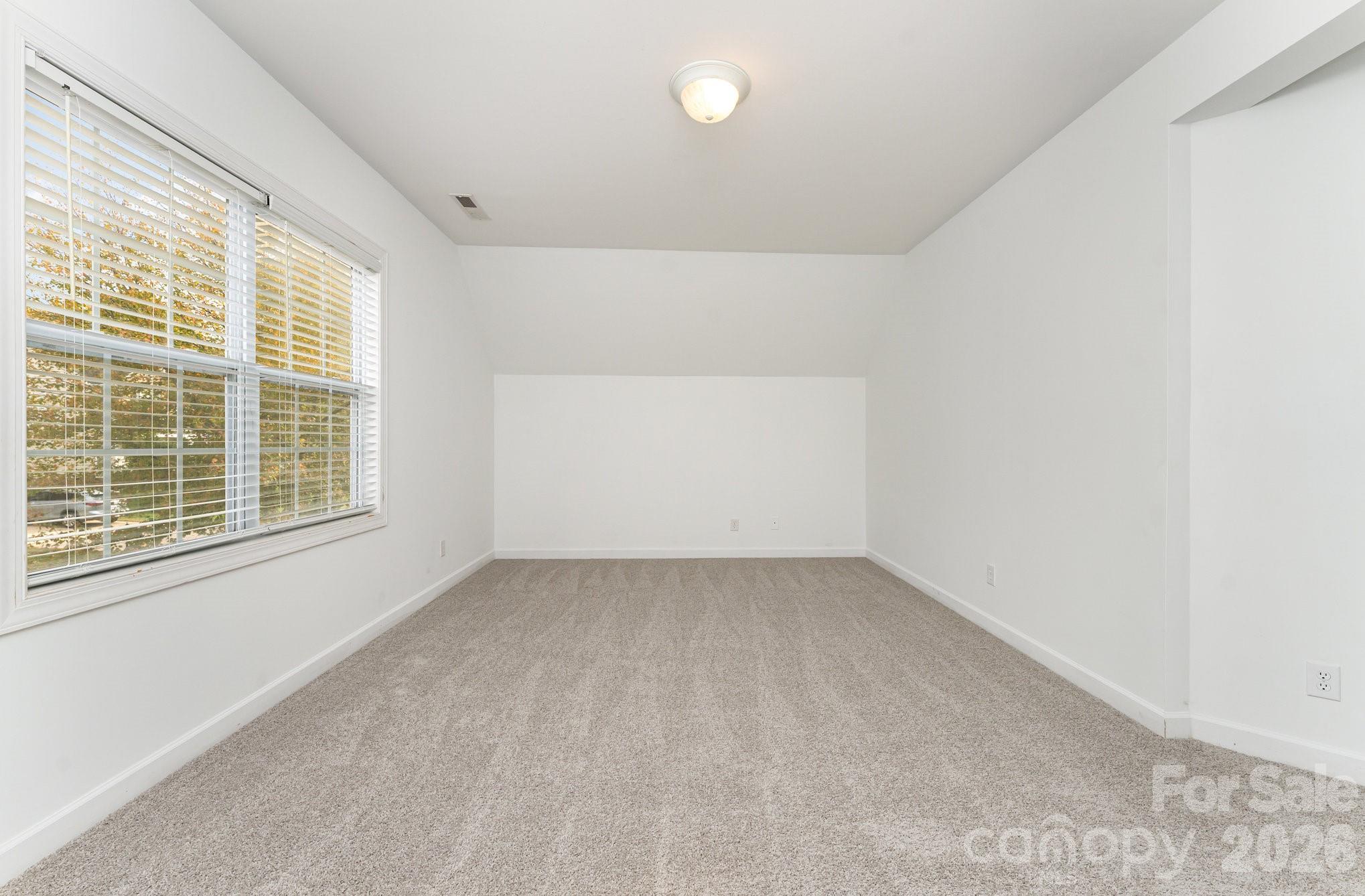 14333 Maclauren Lane Property Photo 34