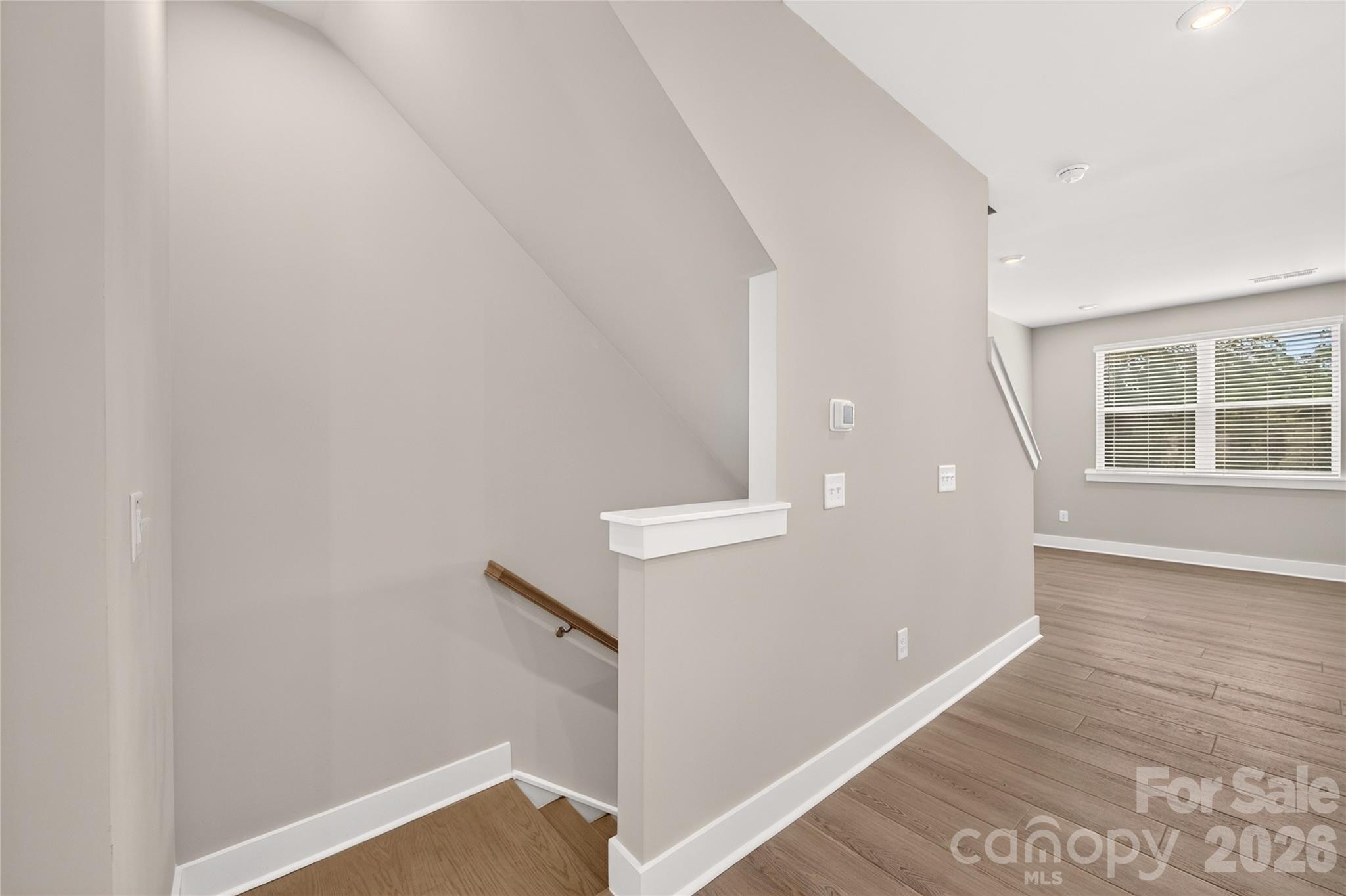 1530 Levy Way Property Photo 7