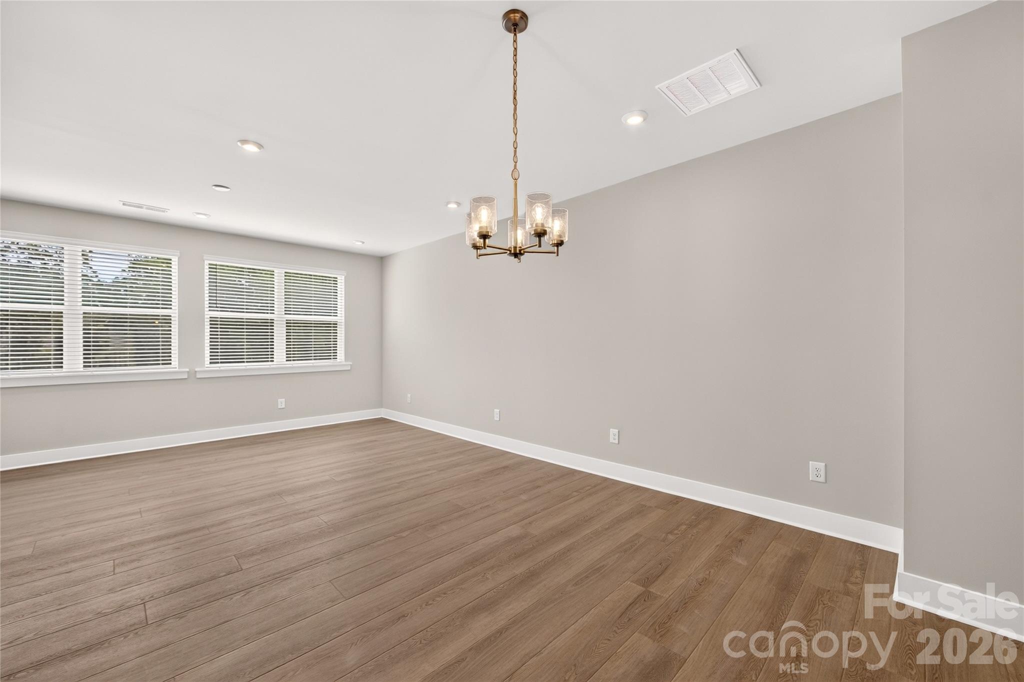 1530 Levy Way Property Photo 20