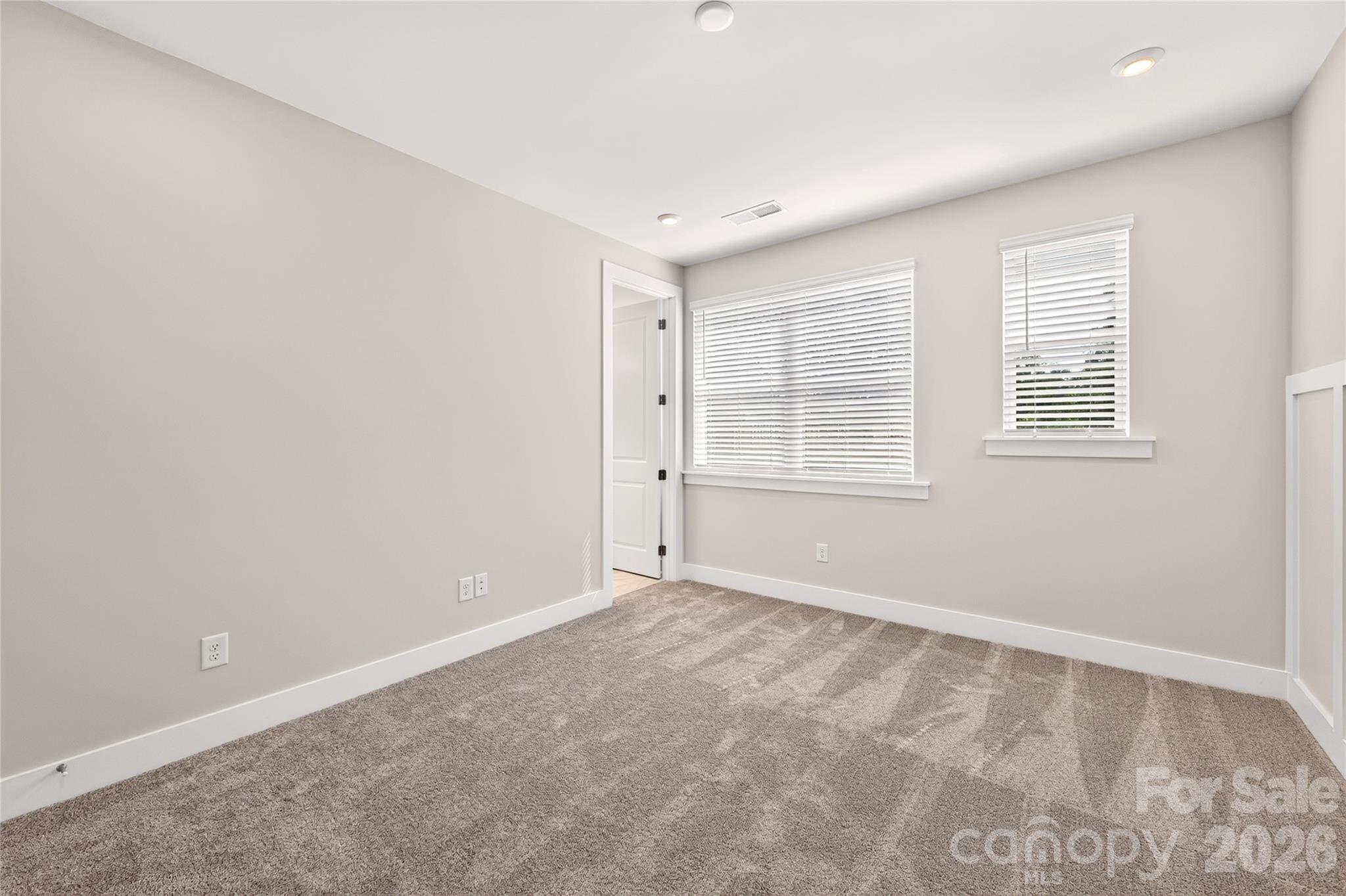 1530 Levy Way Property Photo 33