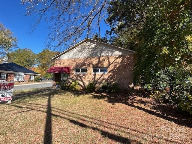 228 Statesville Boulevard Property Photo 2