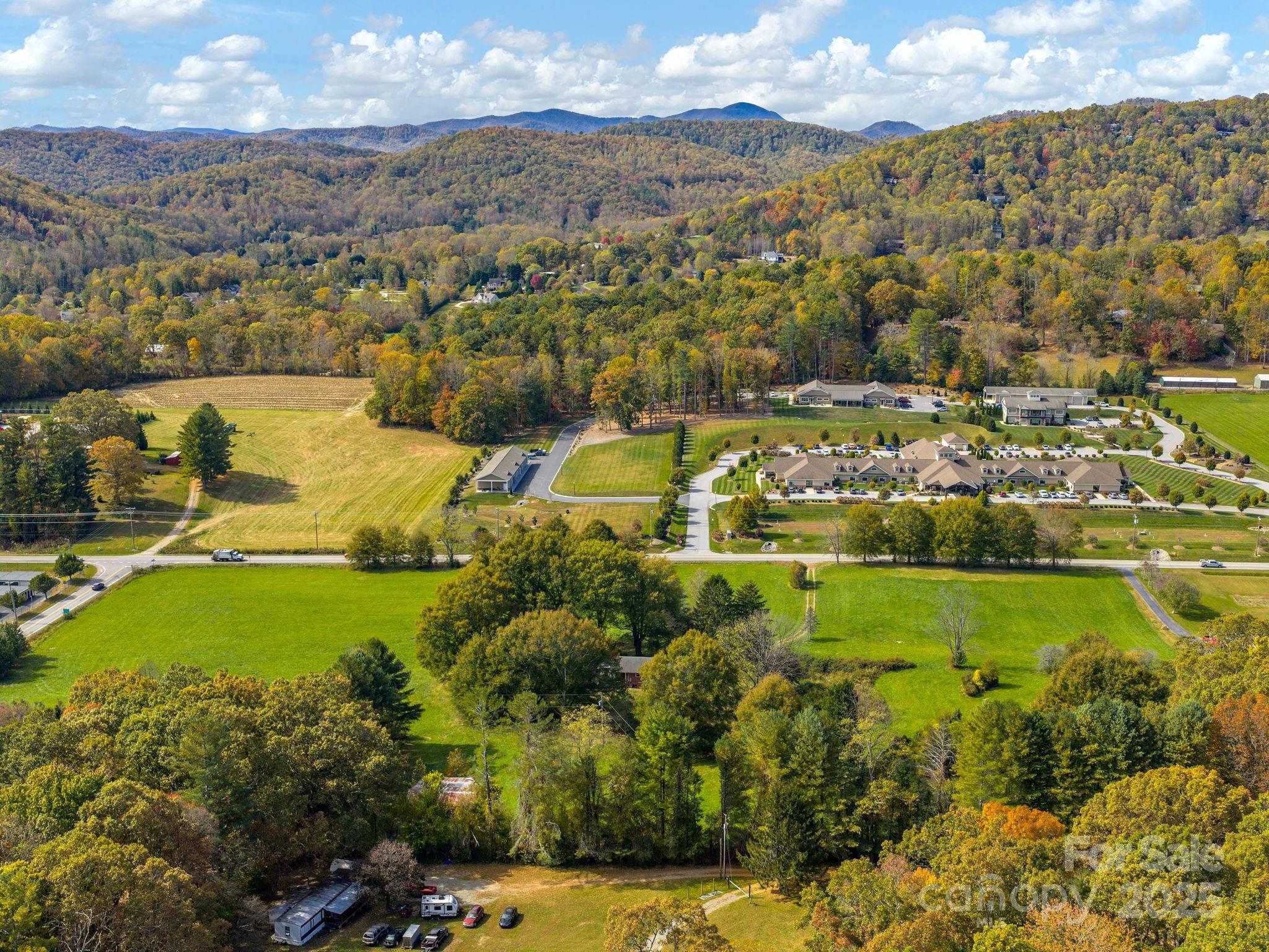 5620 Old Haywood Road Property Photo 8