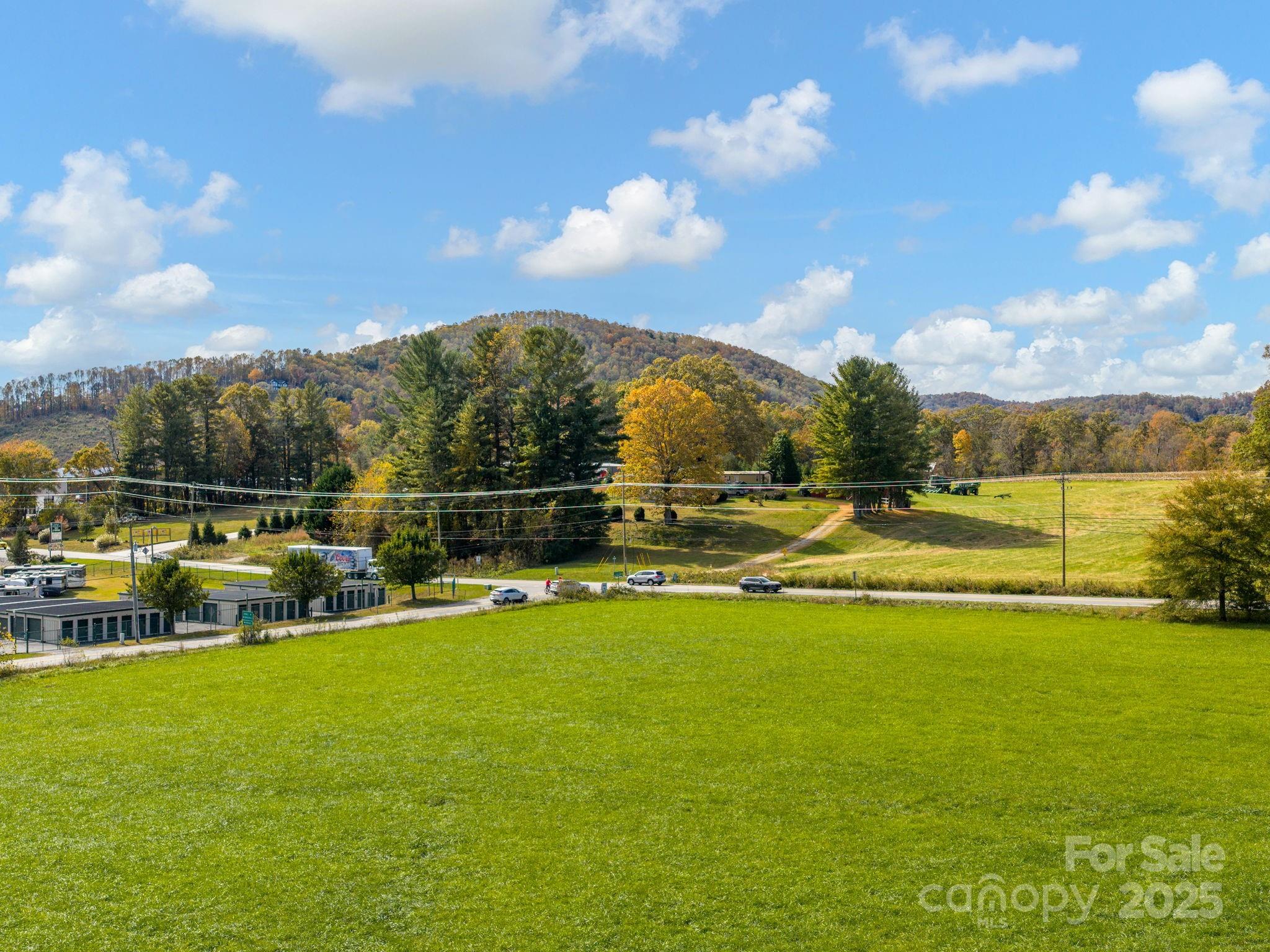 5620 Old Haywood Road Property Photo 9