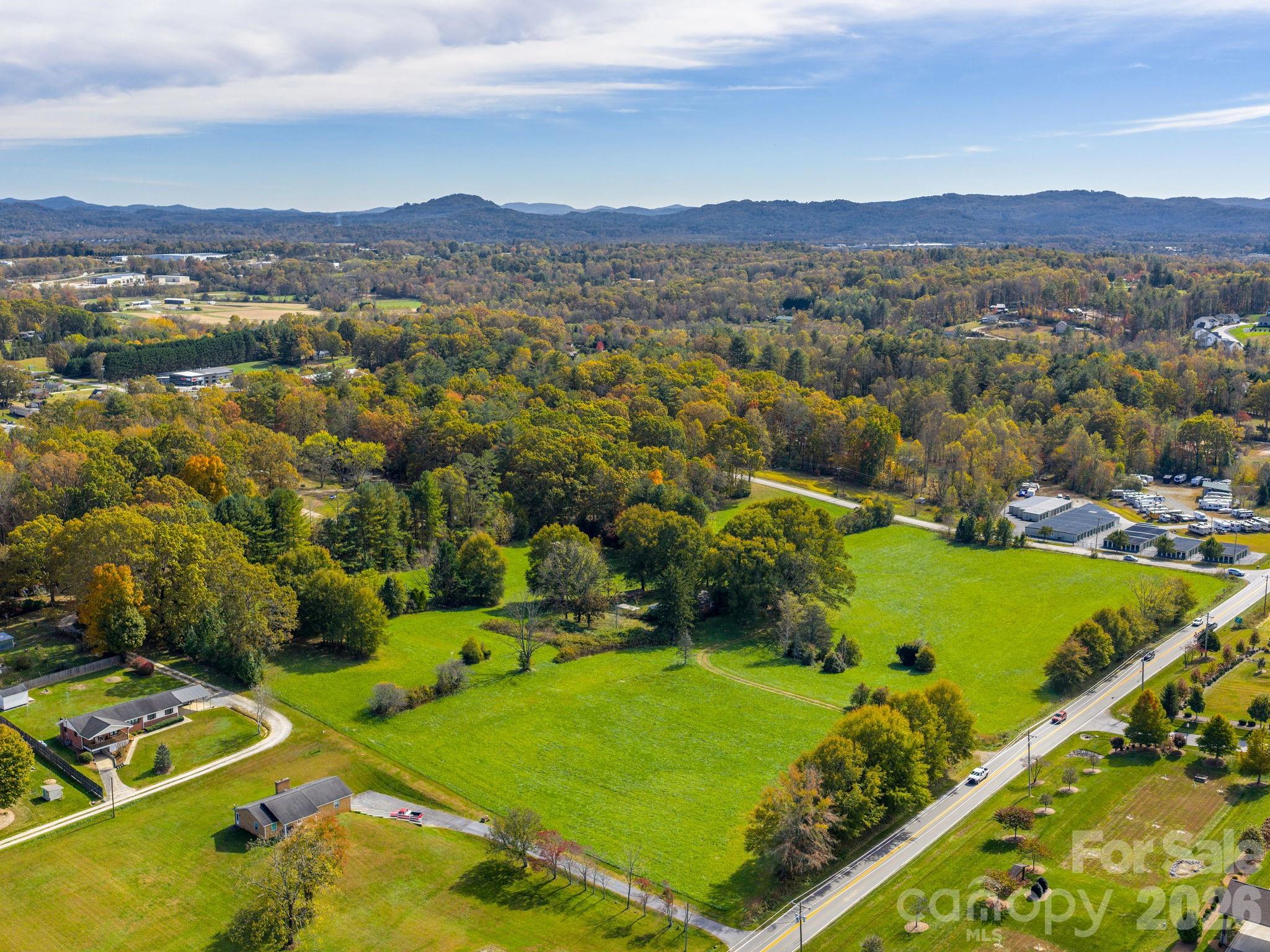 5620 Old Haywood Road Property Photo 13